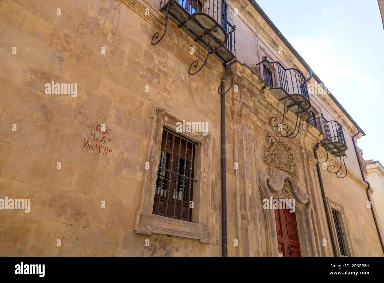 Salamanque, Espagne-20 FÉVRIER 2022 : façade extérieure du musée résidentiel de Miguel de Unamuno à Salamanque, Espagne. Banque D'Images