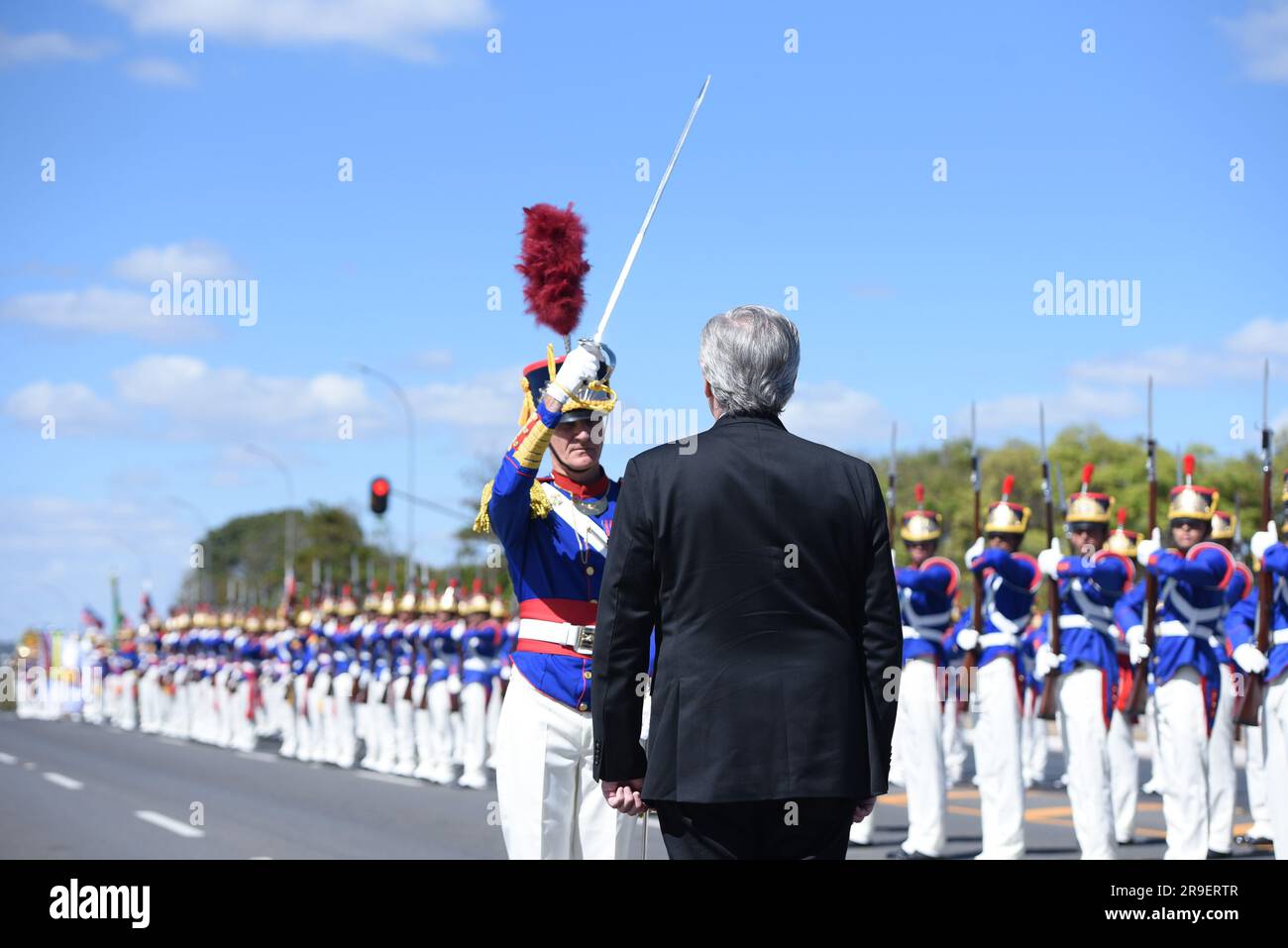 BRASÍLIA, DF - 26.06.2023: PRESIDENTE LULA RECEBE ALBERTO FERNÁNDEZ - photo, Président Alberto Fernández. Ce lundi (26), le Président Luiz Inácio Lula da Silva reçoit Alberto Fernández Président de l'Argentine. (Photo : ton Molina/Fotoarena) Banque D'Images