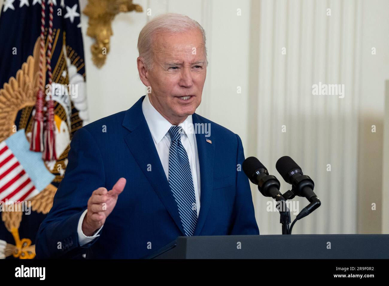 Washington, États-Unis. 26th juin 2023. ÉTATS-UNIS Le président Joe Biden parle de l'annonce de l'Administration sur l'infrastructure Internet à haute vitesse dans la salle est de la Maison Blanche à Washington, DC lundi, 26 juin 2023. Photo de Ken Cedeno/UPI crédit: UPI/Alay Live News Banque D'Images