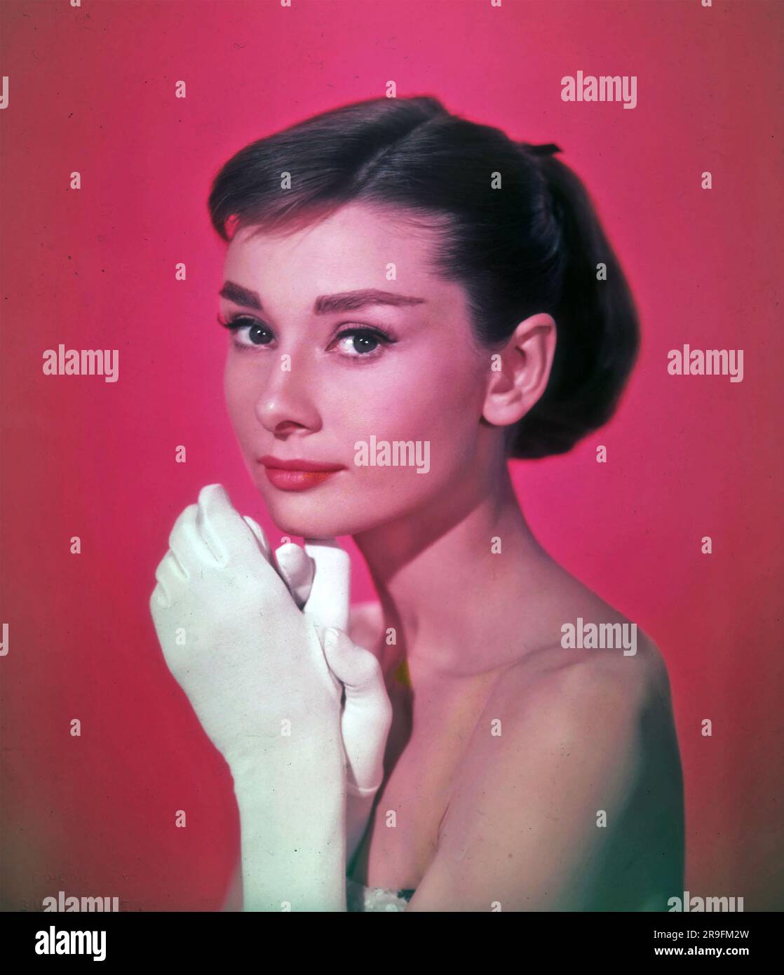 AUDREY HEPBURN (1929-1993) Briti9sh actrice de film vers 1956 Banque D'Images