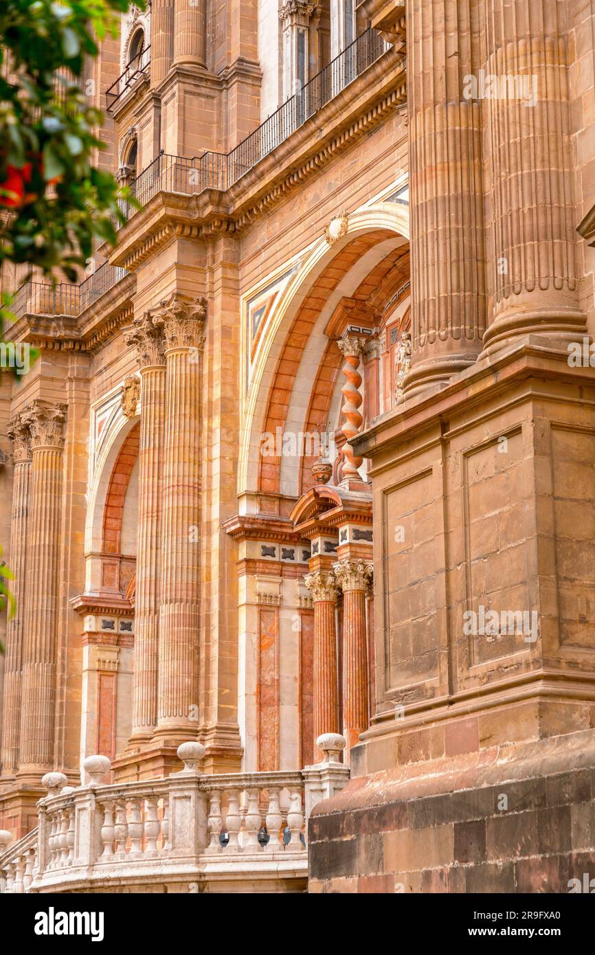 La cathédrale de Malaga est une église catholique romaine à Malaga, Andalousie, sud de l'Espagne. Architecture de style Renaissance avec détails baroques. Banque D'Images La cathédrale de Malaga est une église catholique romaine à Malaga, Andalousie, sud de l'Espagne. Architecture de style Renaissance avec détails baroques. Banque D'Images