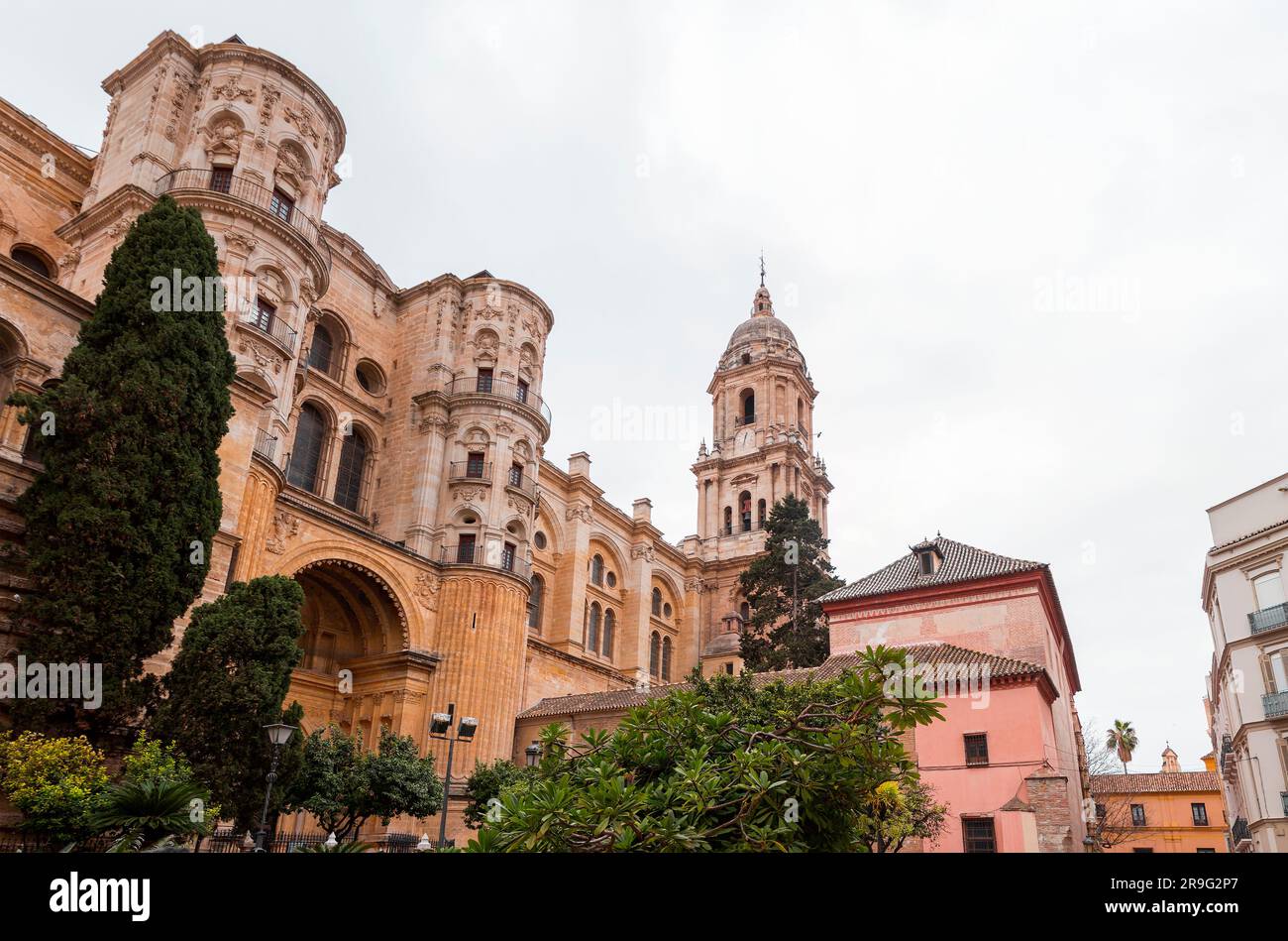 La cathédrale de Malaga est une église catholique romaine à Malaga, Andalousie, sud de l'Espagne. Architecture de style Renaissance avec détails baroques. Banque D'Images La cathédrale de Malaga est une église catholique romaine à Malaga, Andalousie, sud de l'Espagne. Architecture de style Renaissance avec détails baroques. Banque D'Images
