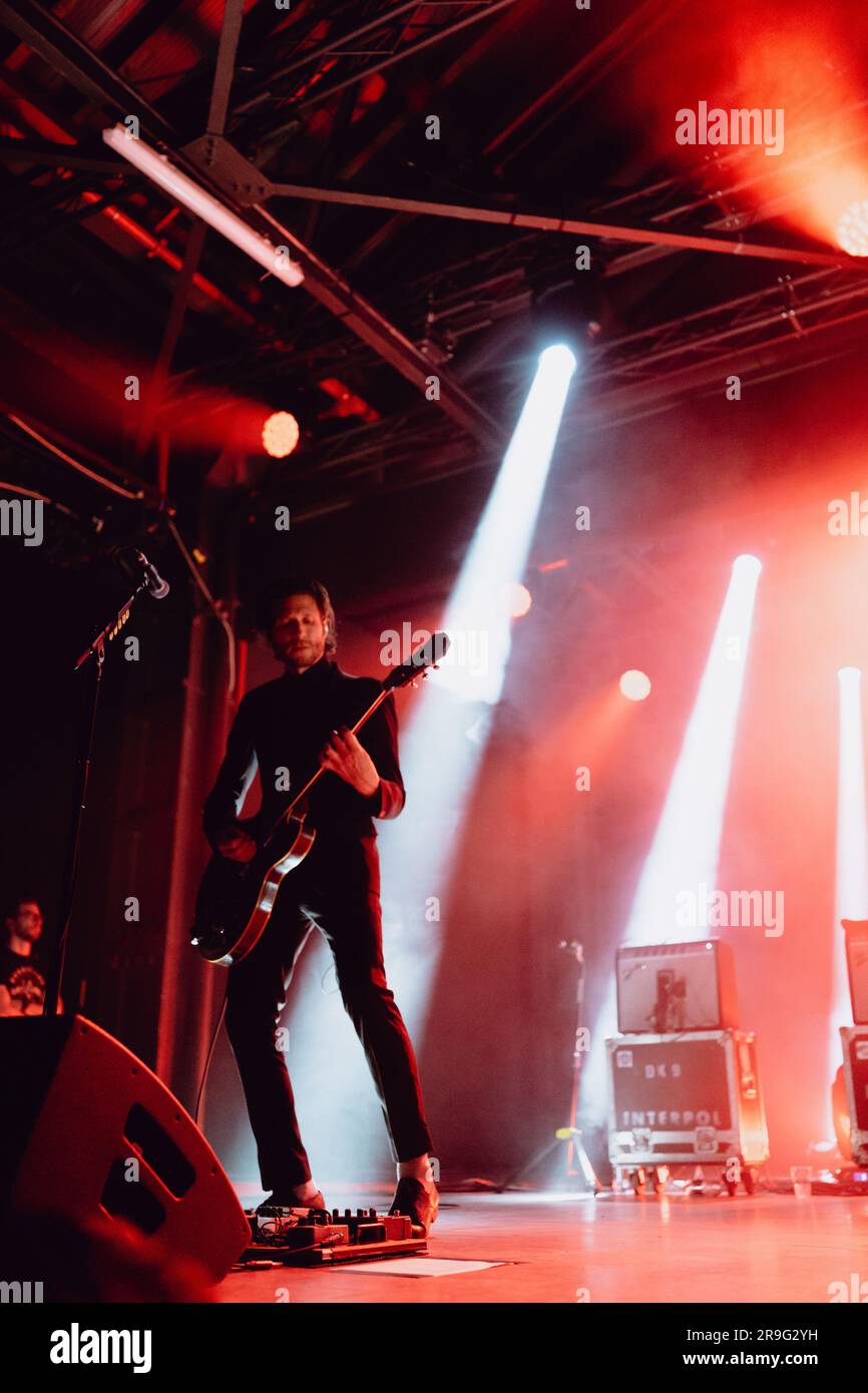 Le groupe de rock indépendant américain Interpol, se produit en direct à Turin, 2023-06-26 Banque D'Images