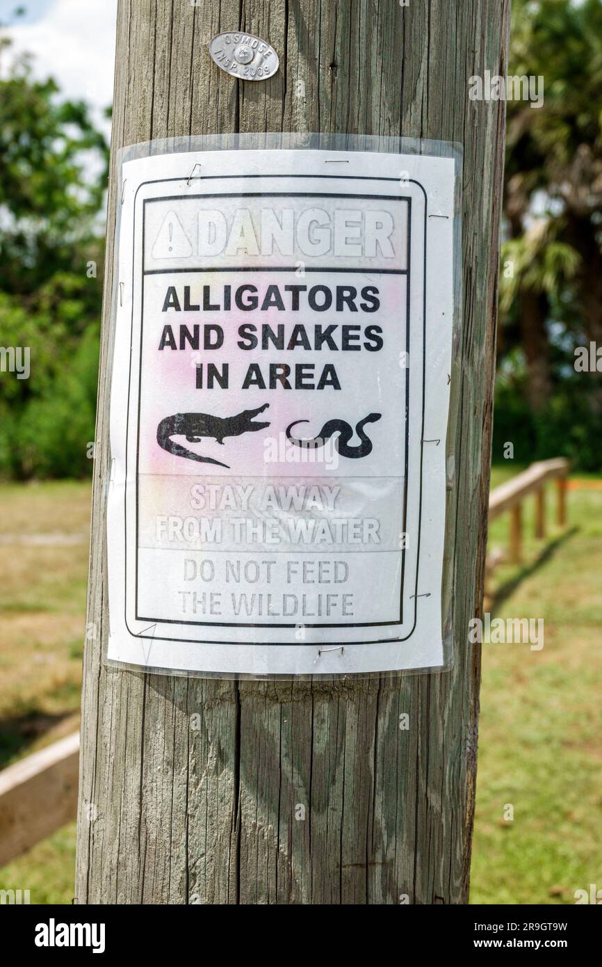 Genève Floride, Jolly Gator Fish Camp, alligators Snakes signe avertissement Banque D'Images