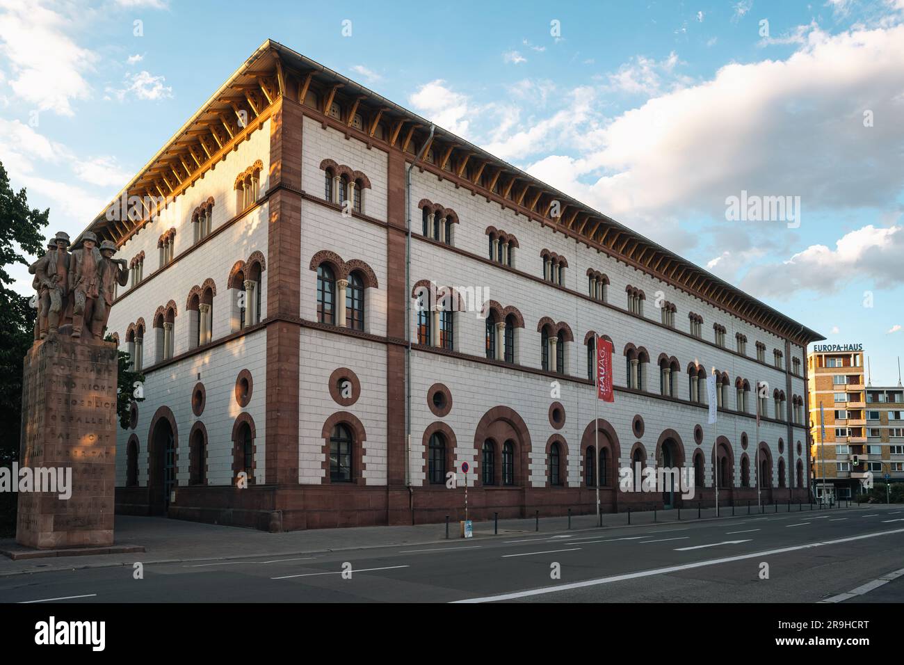 Bâtiment Fruchthalle (salle des fruits) à Kaiserslautern, Allemagne Banque D'Images