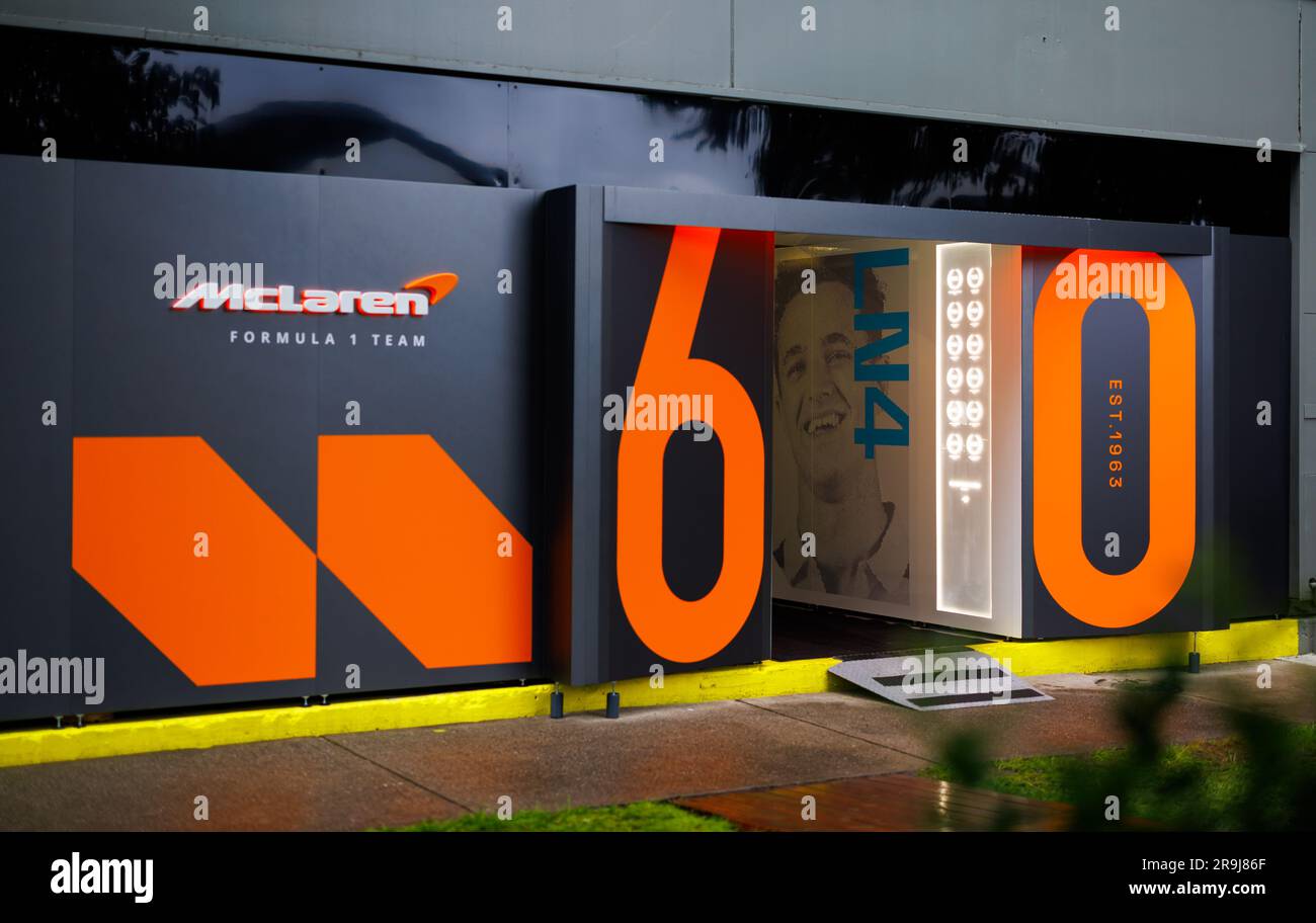 MELBOURNE, AUSTRALIE, circuit Albert Park Street, 31 mars : le garage de l'écurie McLaren au Grand Prix de Formule 1 d'Australie à l'Albert Park Street Banque D'Images