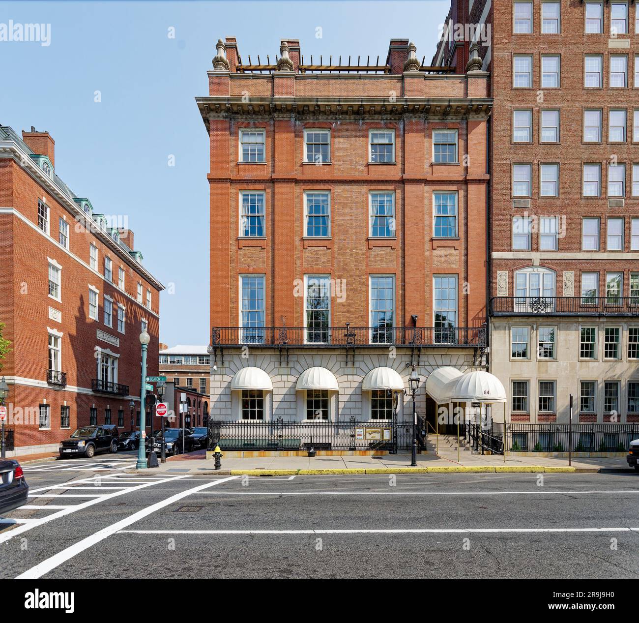 Le bar et restaurant Cheers, attraction touristique de Boston, possède une réplique du site. Les étages supérieurs, ancien manoir, sont désormais un lieu de mariage et d'événement. Banque D'Images