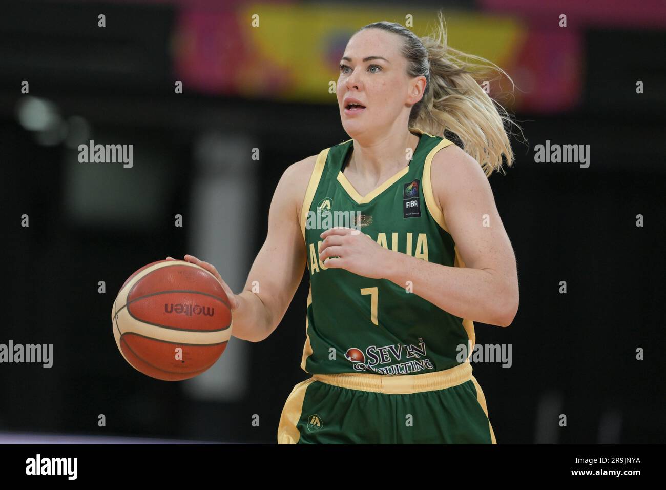 Sydney, Australie. 27th juin 2023. Tess Madgen of Australia l'équipe féminine de basket-ball a vu en action lors de la FIBA Women's Asia Cup Division 2023 Un match entre l'Australie et le Taipei chinois au Quay Center. Score final; Australie 91:45 Taipei chinois. Crédit : SOPA Images Limited/Alamy Live News Banque D'Images