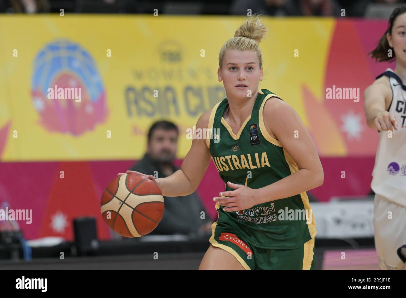 Sydney, Australie. 27th juin 2023. L'équipe de basket-ball féminine de Shula Heal of Australia a vu en action pendant la coupe d'Asie féminine 2023 de la FIBA un match entre l'Australie et le Taipei chinois au Quay Center. Score final; Australie 91:45 Taipei chinois. Crédit : SOPA Images Limited/Alamy Live News Banque D'Images