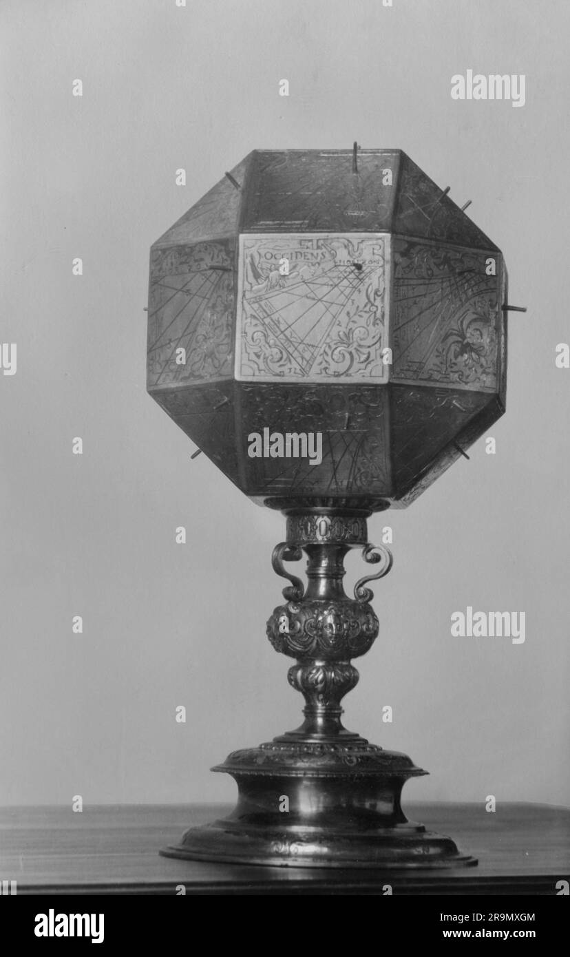 horloge, cadran solaire, cadran solaire, argent, plaqué or, 1578, Musée national de Bavière, Munich, DROITS-SUPPLÉMENTAIRES-AUTORISATION-INFO-NON-DISPONIBLE Banque D'Images