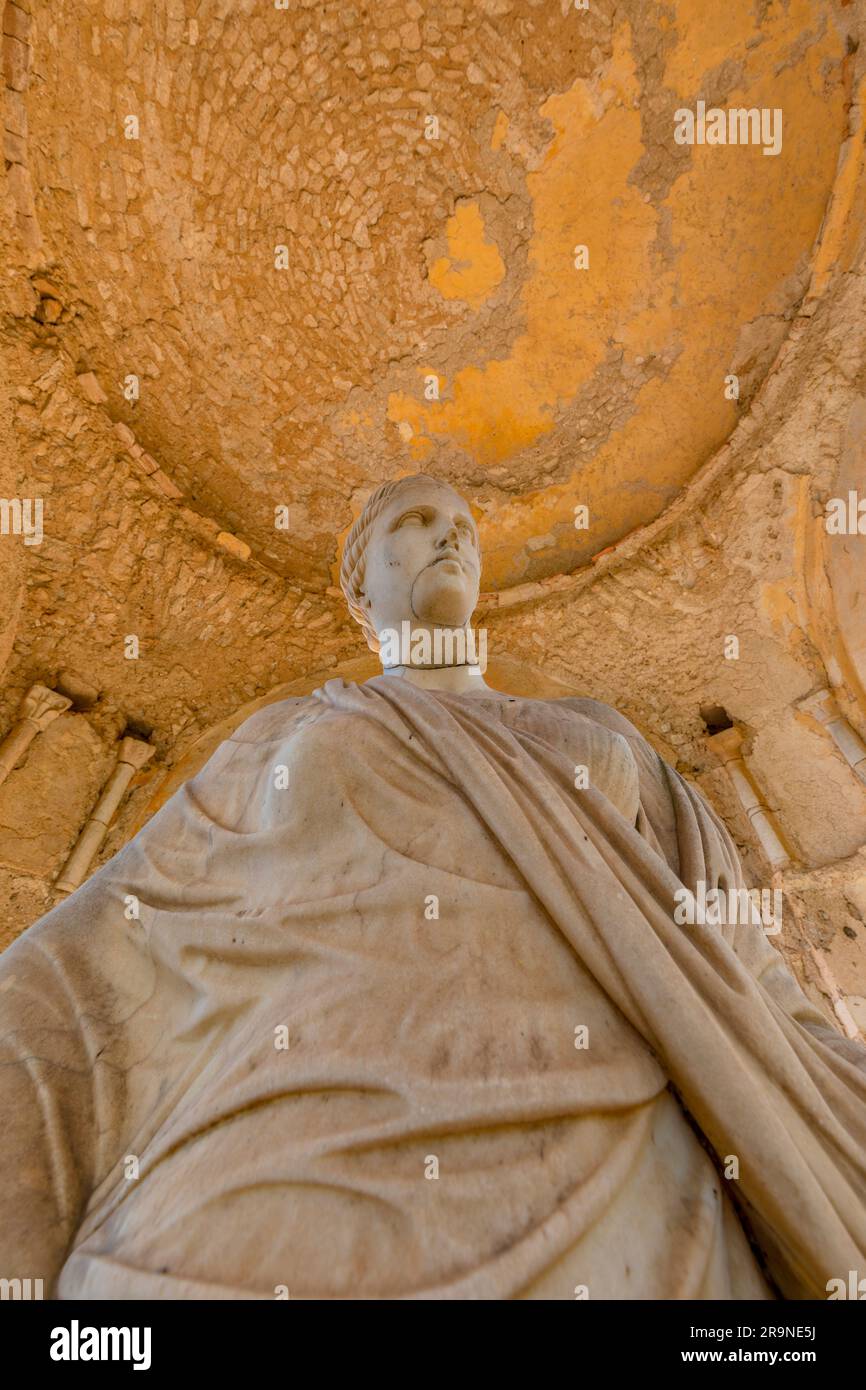 Statue de Cérès à la Villa Cimbrone, Ravello, côte amalfitaine, Campanie, Italie, Europe du Sud-Ouest Banque D'Images