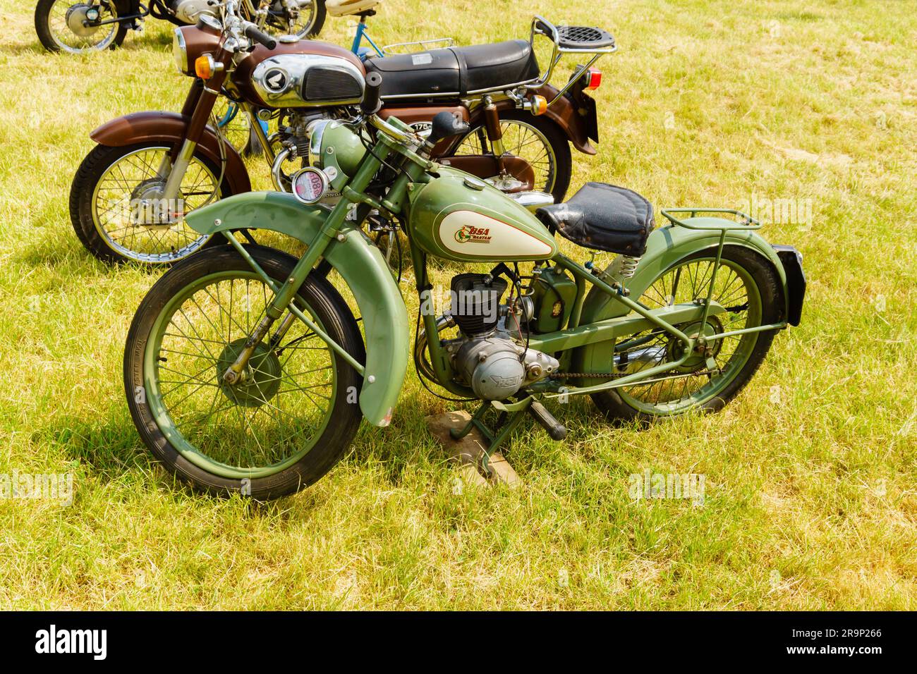 BSA Bantam moto produite entre 1948 et 1971 lors d'un rallye de véhicules d'époque Banque D'Images