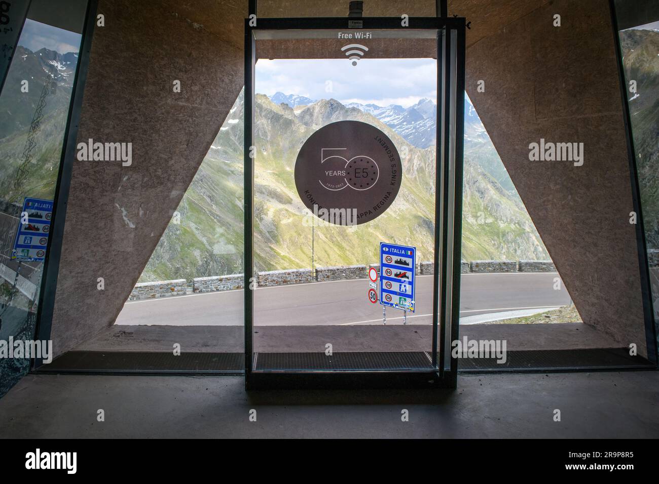 Passmuseum auf 2509 Meter Hoher Alpenpass Timmelsjoch Passo Rombo an Staatsgrenze von Tirol Österreich zu Südtirol Italien, Tirol, Österreich, Europa Banque D'Images