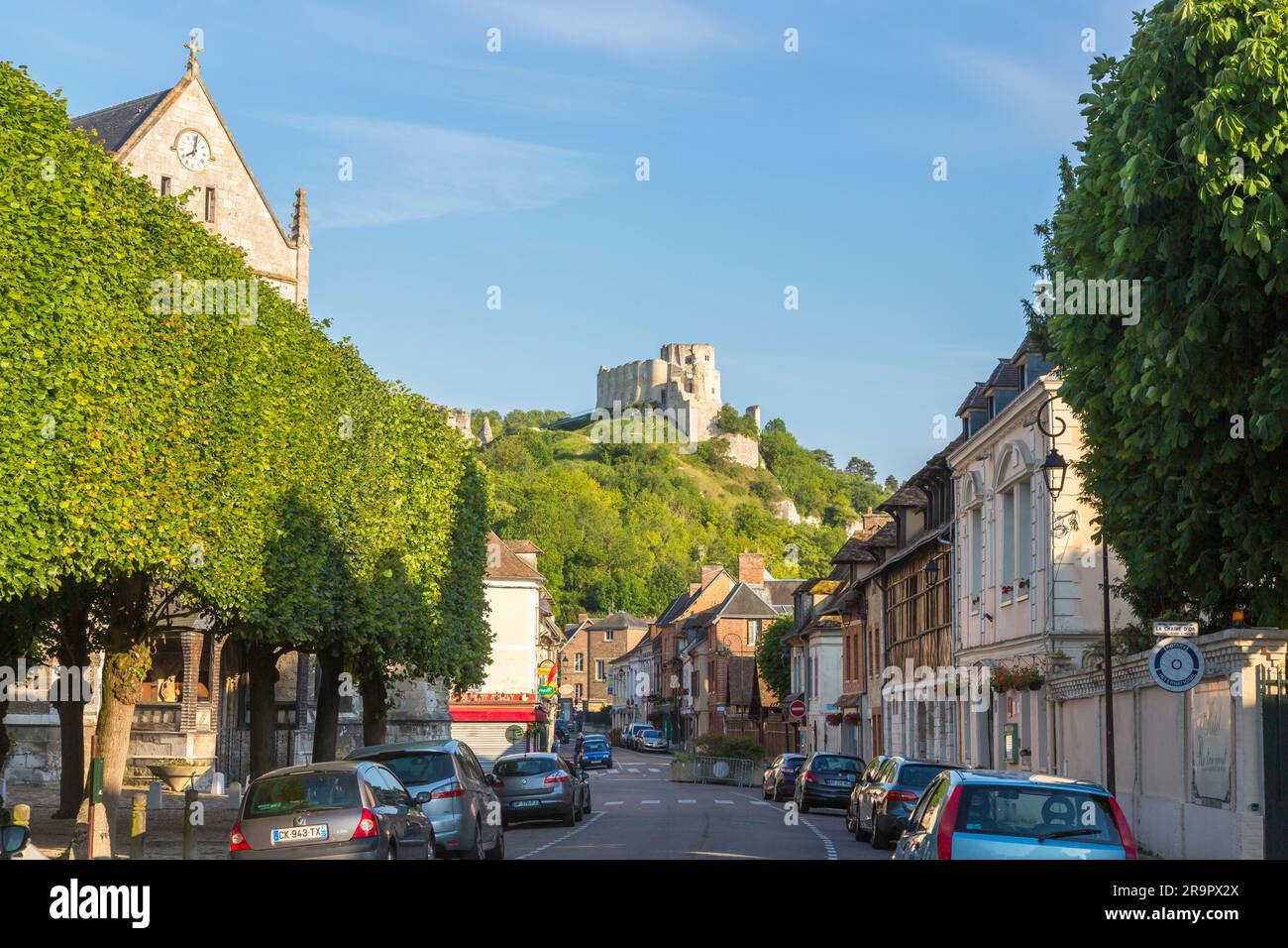 Ruines du château médiéval perché Château Gaillard construit par le roi Richard I et surplombant les Andelys, jolie ville d'Eure, Normandie, Nord de la France Banque D'Images