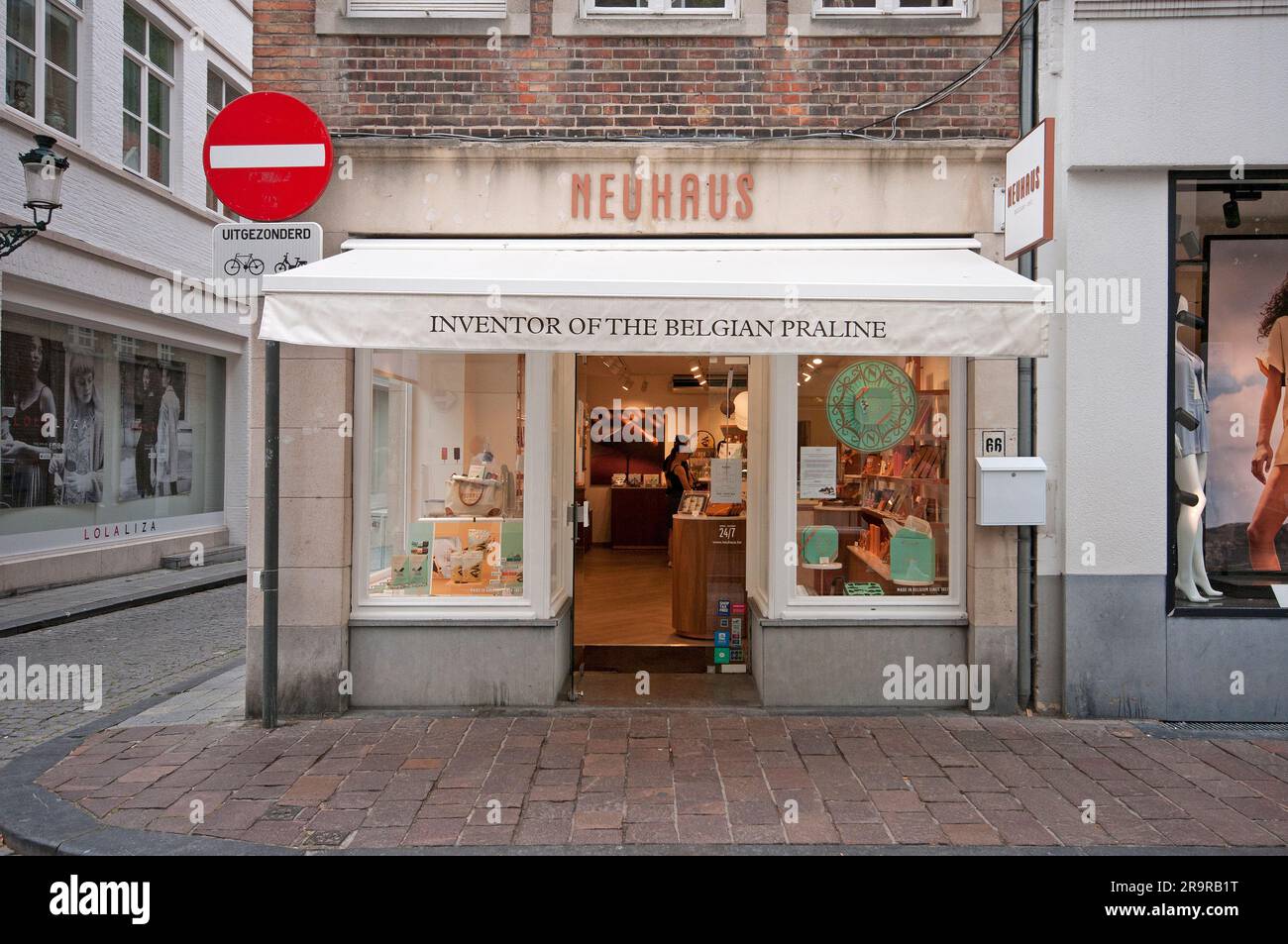 Boutique de chocolaterie Neuhaus à Bruges, Flandre, Belgique Banque D'Images