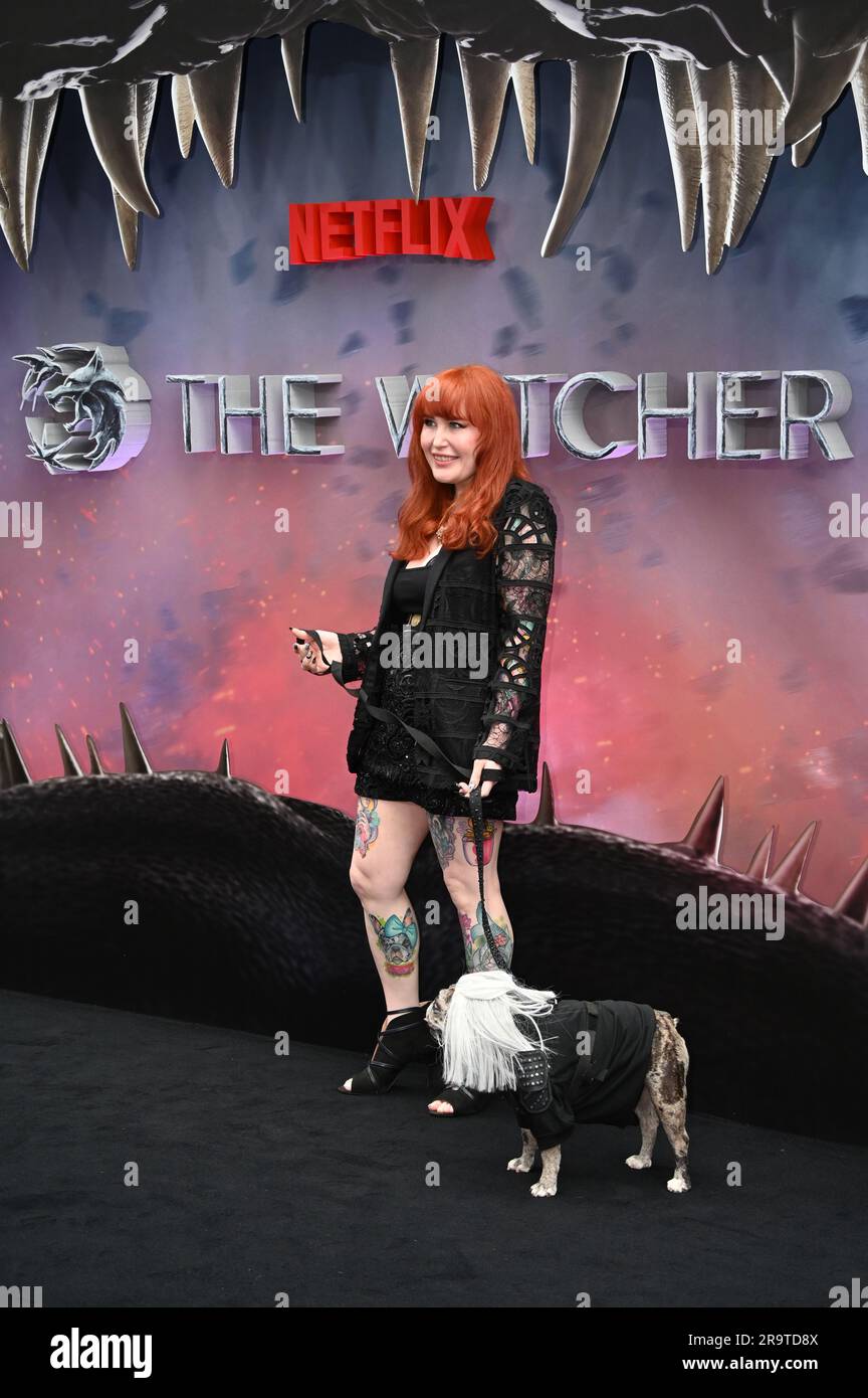 Londres, Royaume-Uni. 28 juin 2023. Première britannique de LA saison WITCHER 3 au NOW Building, Centre point, St Giles Square, Londres, Royaume-Uni. Crédit : voir Li/Picture Capital/Alamy Live News Banque D'Images