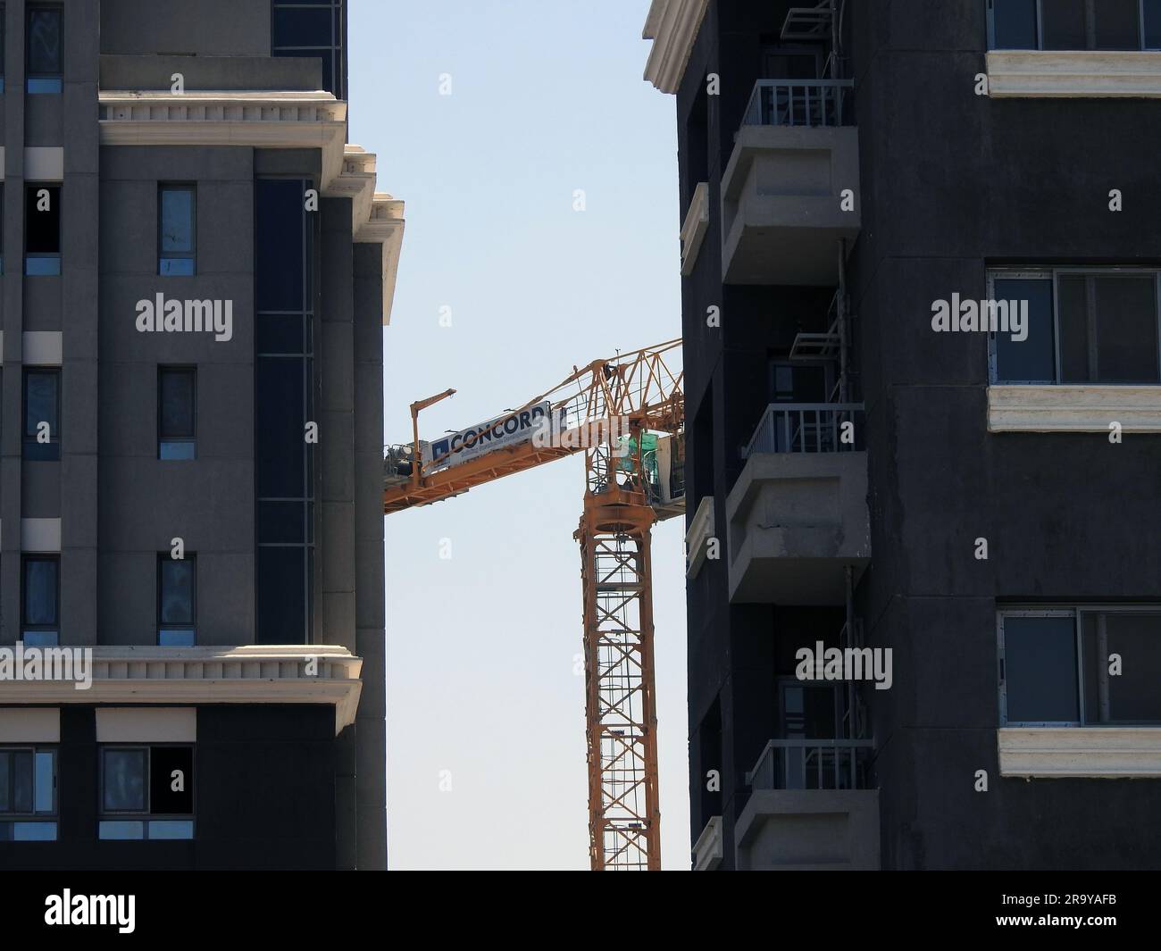 Le Caire, Egypte, 23 juin 2023: Appartements résidentiels récemment construits en Egypte dans le nouveau projet immobilier et le développement du triangle de Maspero sur le Nil Banque D'Images