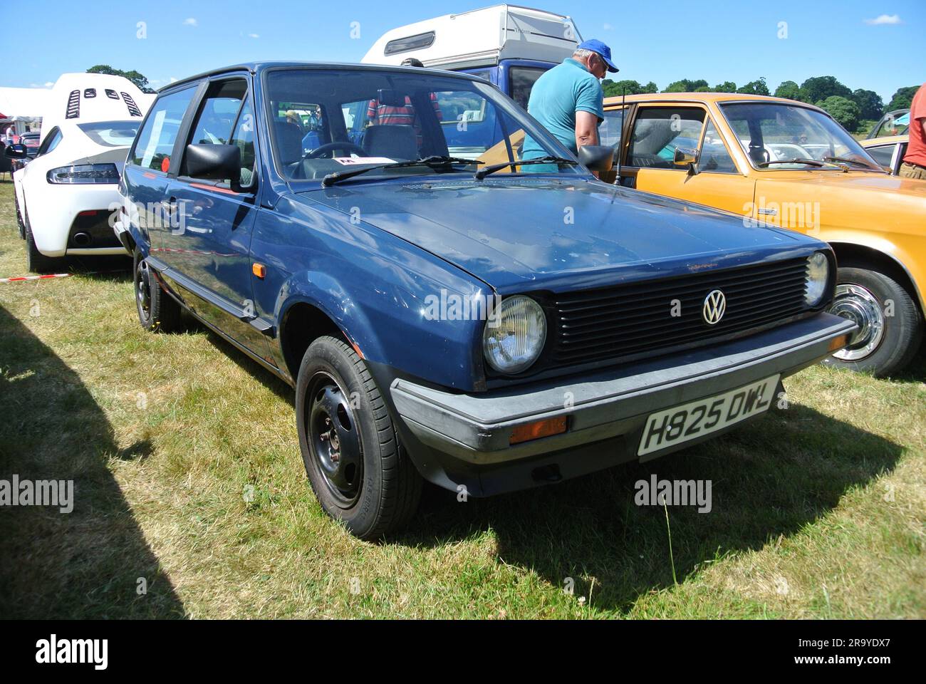 Un polo Volkswagen 1990 a été exposé au rassemblement de véhicules historiques de 47th, Powderham, Devon, Angleterre, Royaume-Uni. Banque D'Images