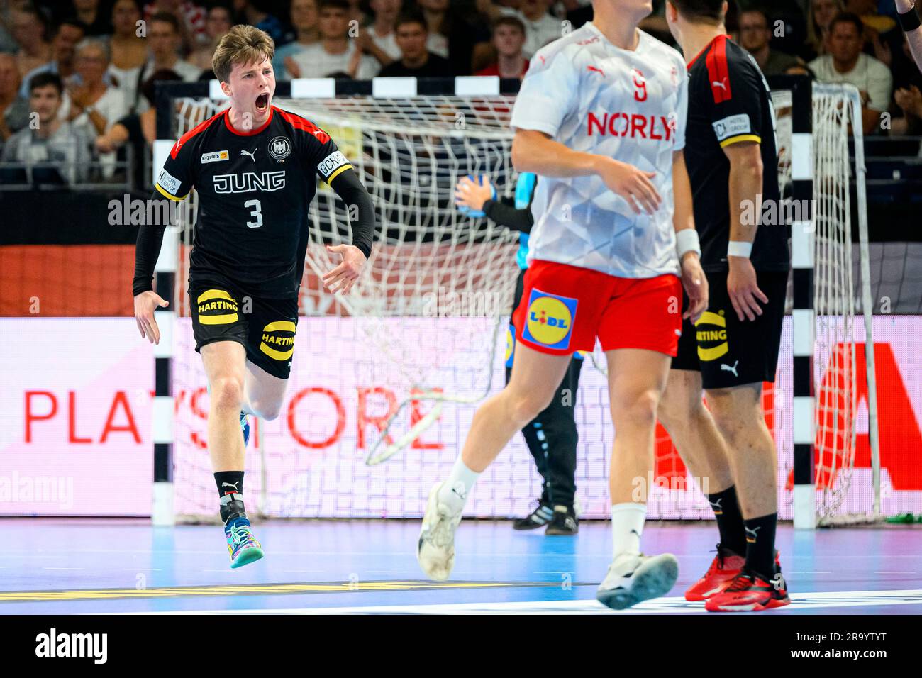 Berlin, Allemagne. 29th juin 2023. Handball: Coupe du monde, U-21, finale, quarts de finale, Allemagne - Danemark à Max-Schmeling-Halle. Nils Lichtlein (l, VfL Potsdam). Credit: Marco Wolf/dpa/Alay Live News Banque D'Images