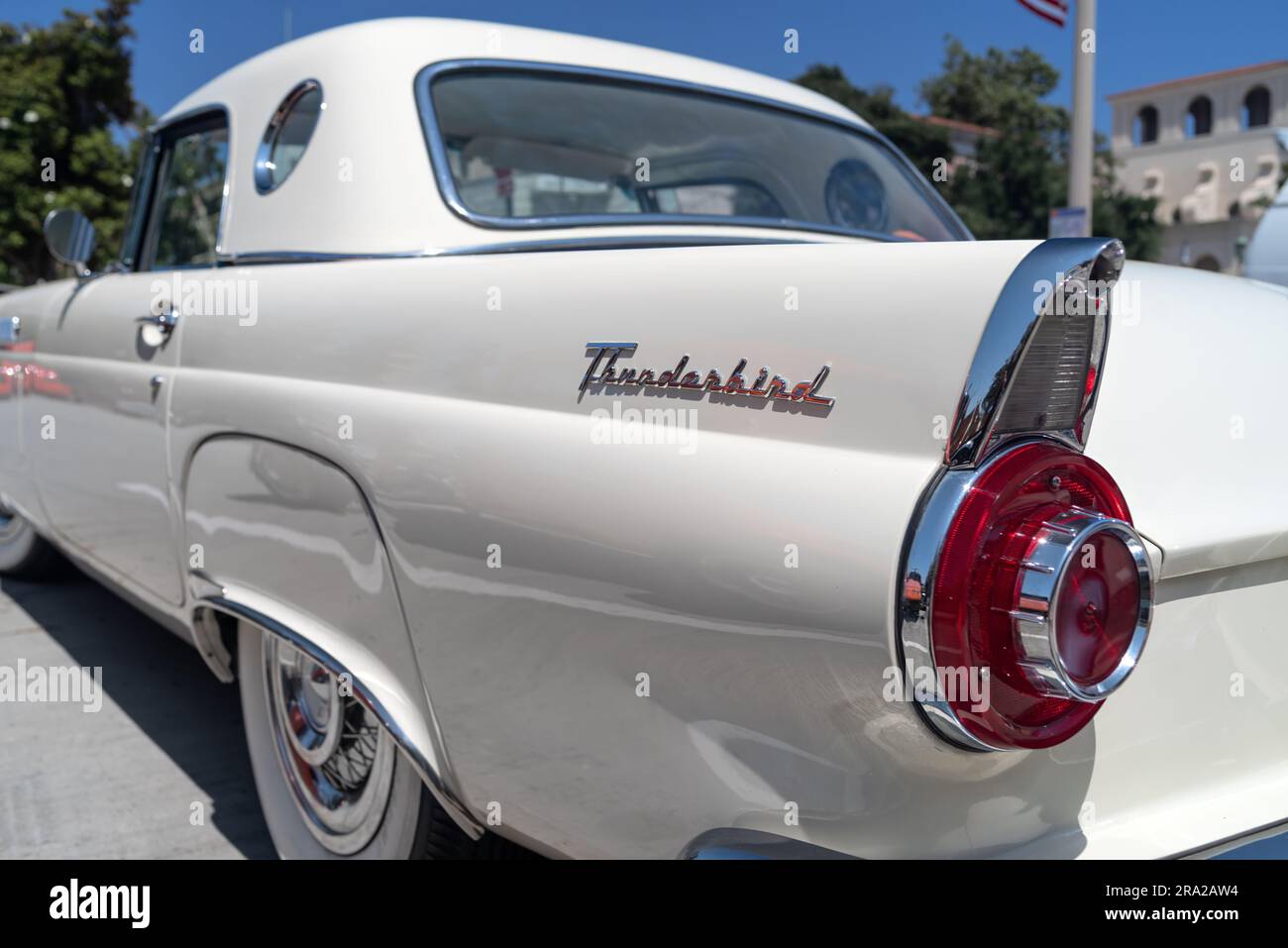 Vintage Thunderbird, voiture de collection, montrée garée. Banque D'Images
