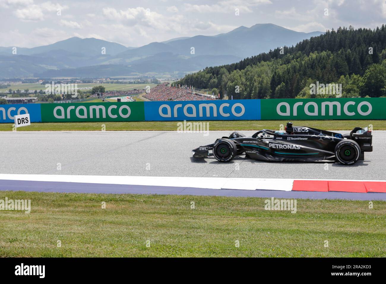 Spielberg, Autriche. 30 juin 2023. Formule 1 Rolex Grand Prix autrichien au Red Bull Ring, Autriche. Photo : George Russell (GBR) de Mercedes-AMG PETRONAS F1 Team en Mercedes W14 lors de la séance de pratique libre © Piotr Zajac/Alamy Live News Banque D'Images