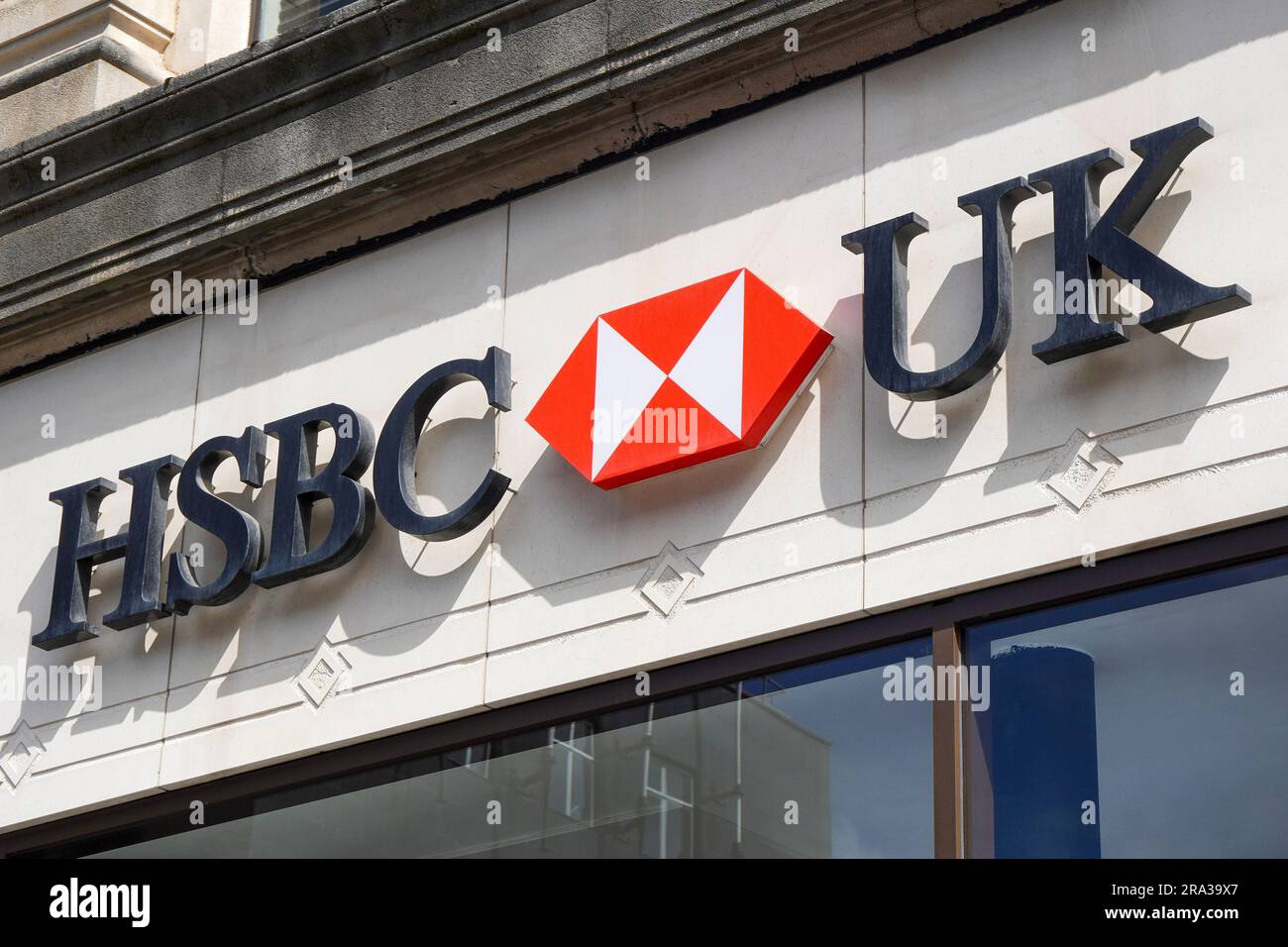 Logo et signe enregistré pour la banque britannique et internationale de HSBC. Banque D'Images