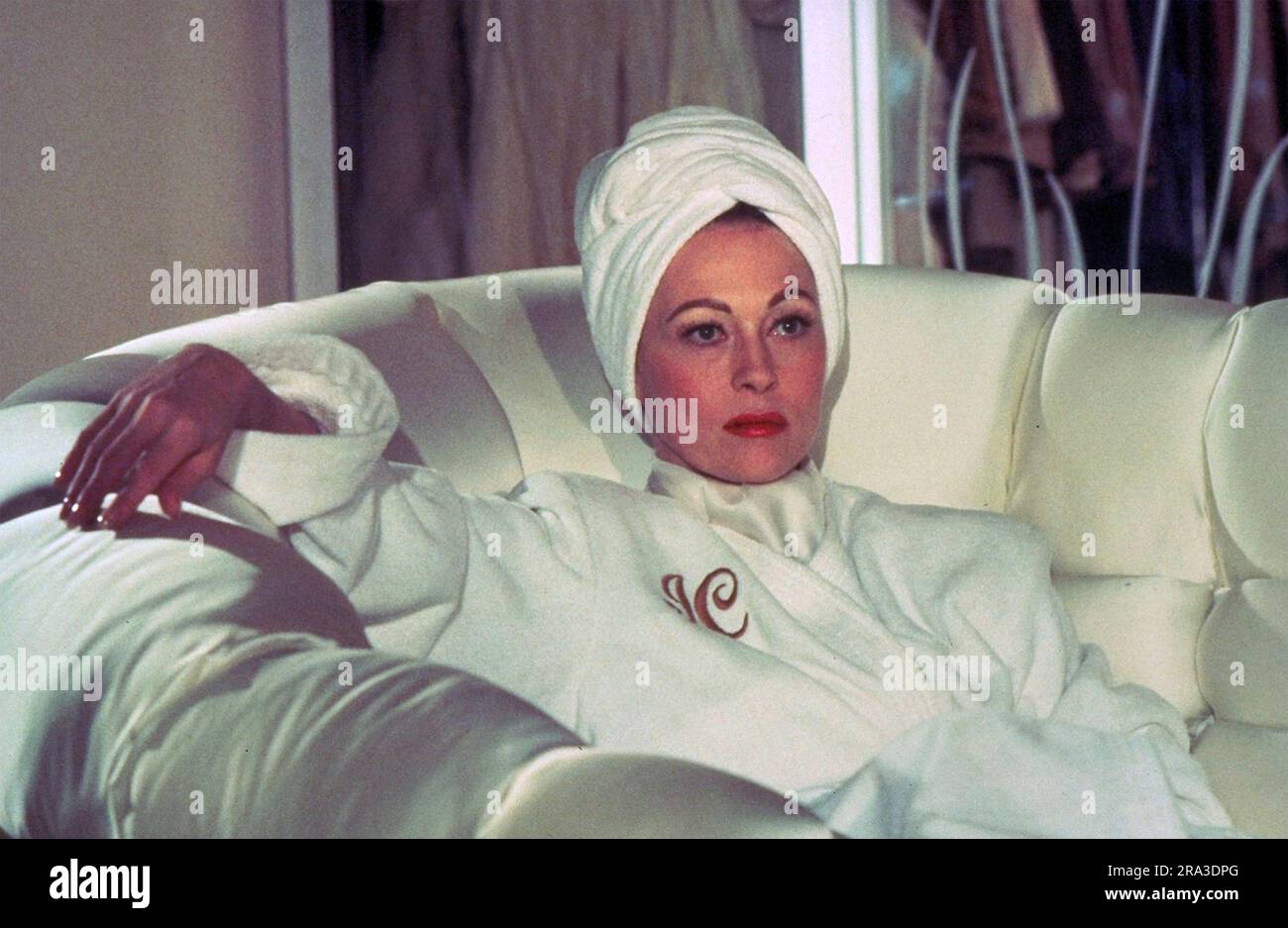MOMMIE DEAREST 1981 Paramount Pictures film avec Faye Dunaway comme Joan Crawford Banque D'Images