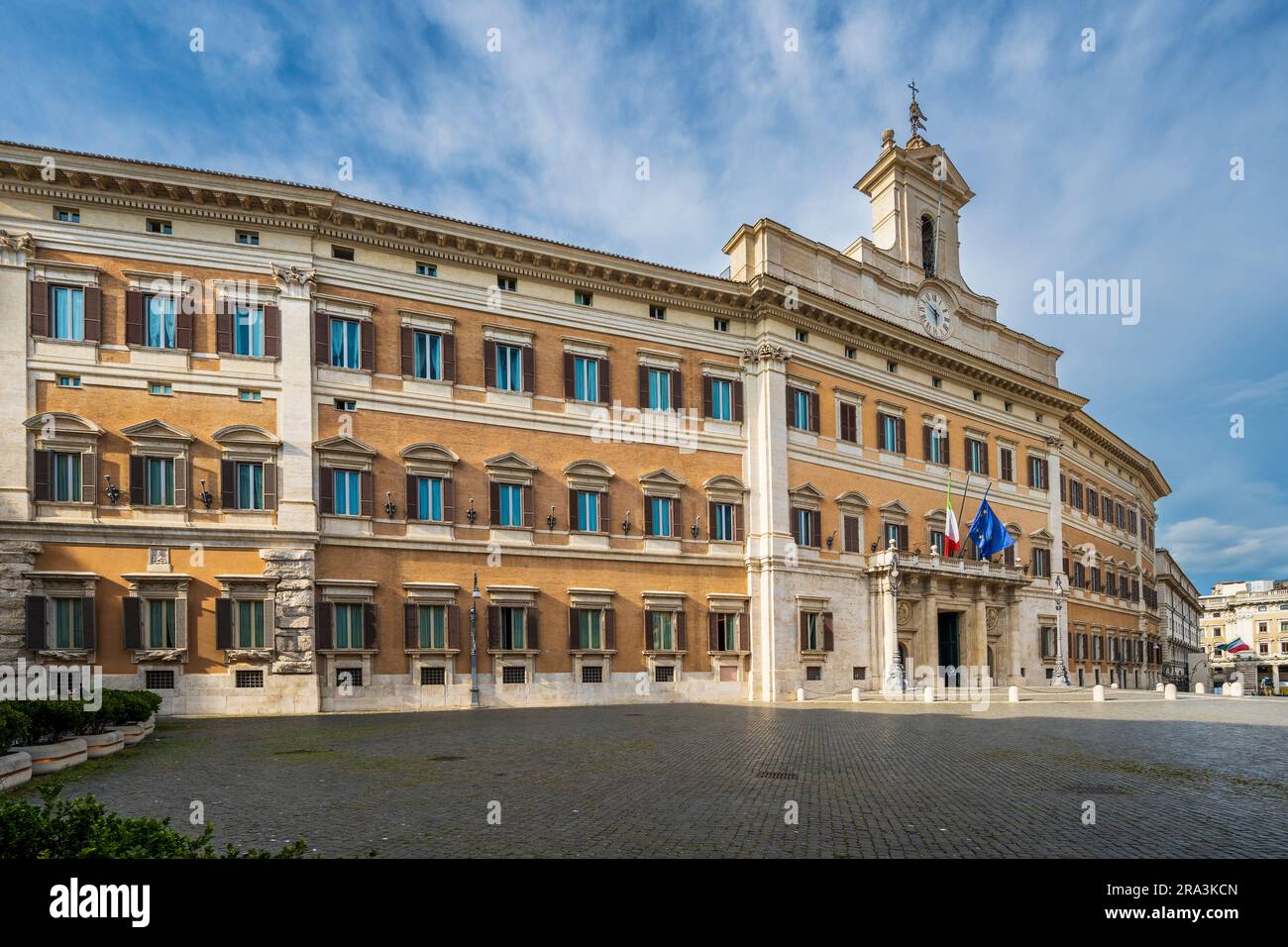 Palazzo Montecitorio, siège de la Chambre des Députés italienne, Rome, Latium, Italie Banque D'Images