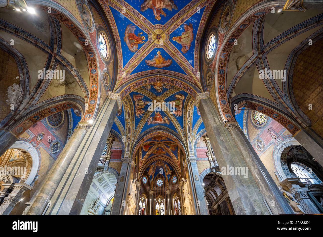 Intérieur de la Basilique de Santa Maria sopra Minerva (Basilique de Sainte Marie au-dessus de Minerva), Rome, Lazio, Italie Banque D'Images