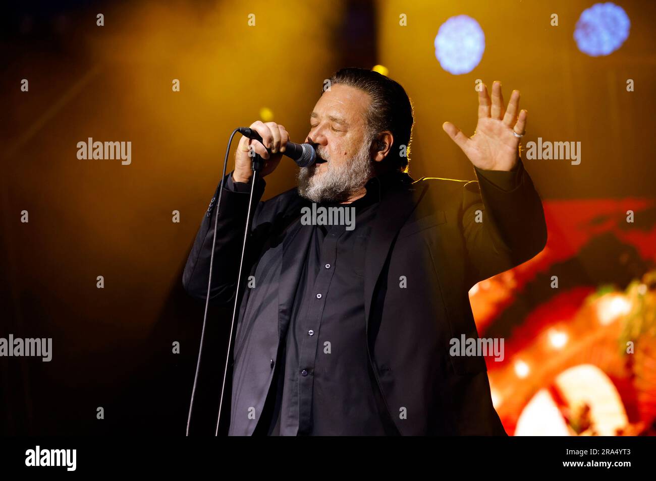 Russell Crowe vit BEI einem Konzert auf dem 57. Internationalen Filmfestival Karlovy Vary 2023 im Hotel Thermal. Karlsbad, 30.06.2023 Banque D'Images