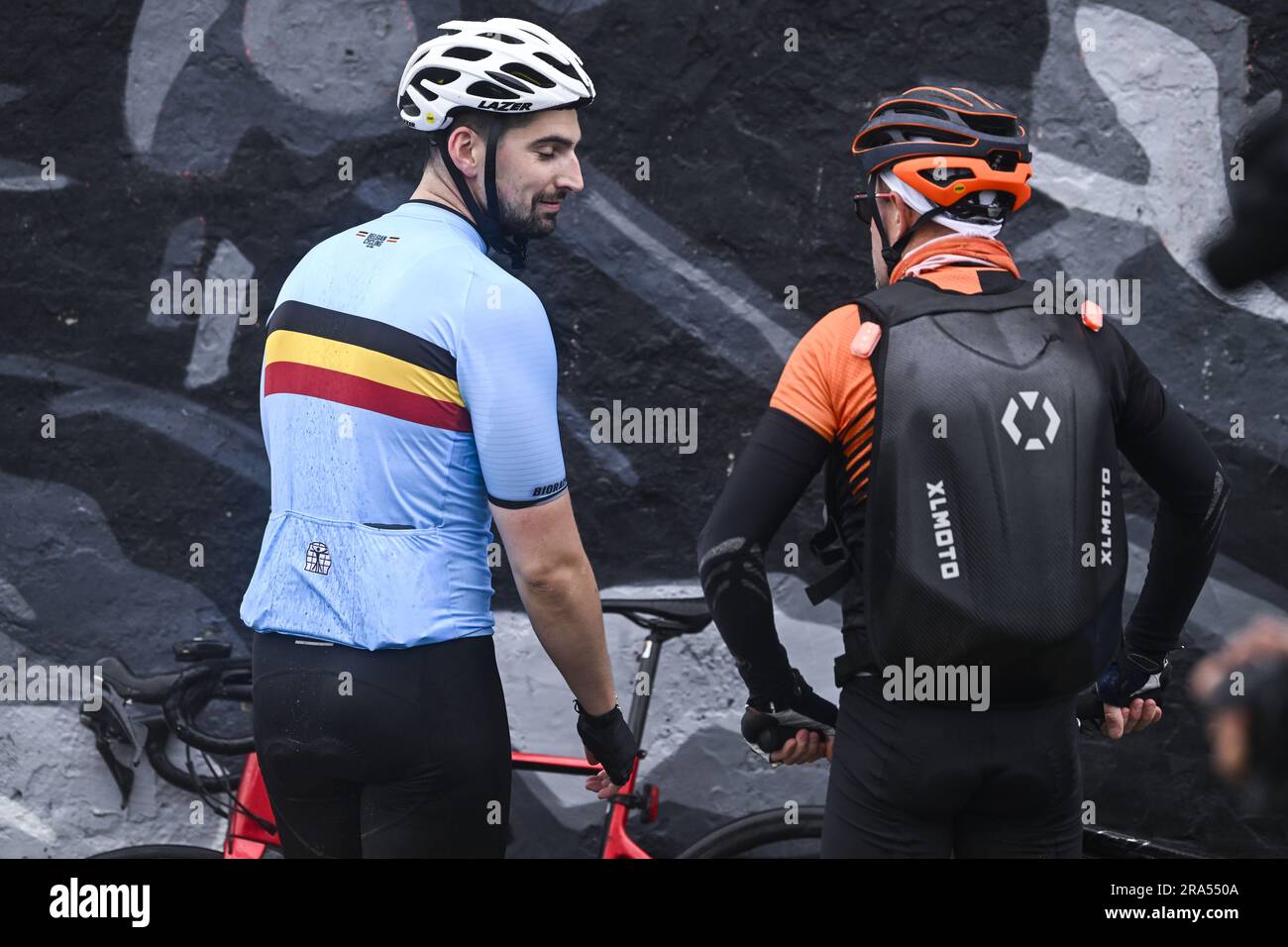 Schepdaal, Belgique. 01st juillet 2023. Touriste cycliste photographié avant la première édition du R.EV Ride, Schepdaal, Dilbeek le samedi 01 juillet 2023.le cours de cette excursion suit les parcours d'entraînement préférés d'Evenepoel à travers le Pajottenland, les Ardennes flamandes et le pays des collines. BELGA PHOTO TOM GOYVAERTS crédit: Belga News Agency/Alay Live News Banque D'Images