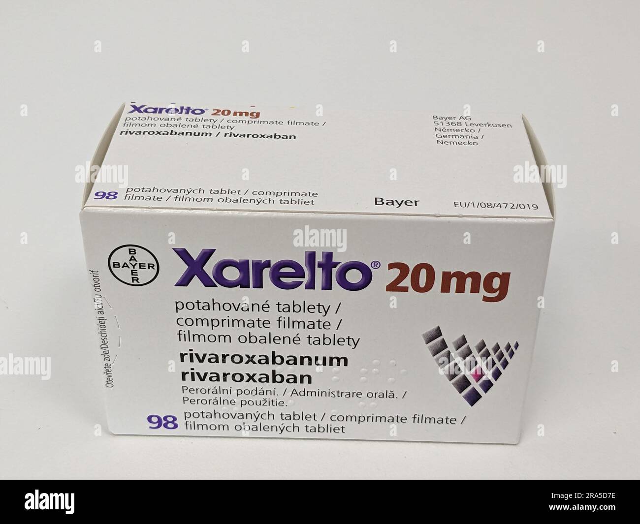 Prague, république tchèque-mai 22 2023. XARELTO, médicament pour réduire les accidents vasculaires cérébraux et les caillots sanguins de Bayer Healthcare. Banque D'Images
