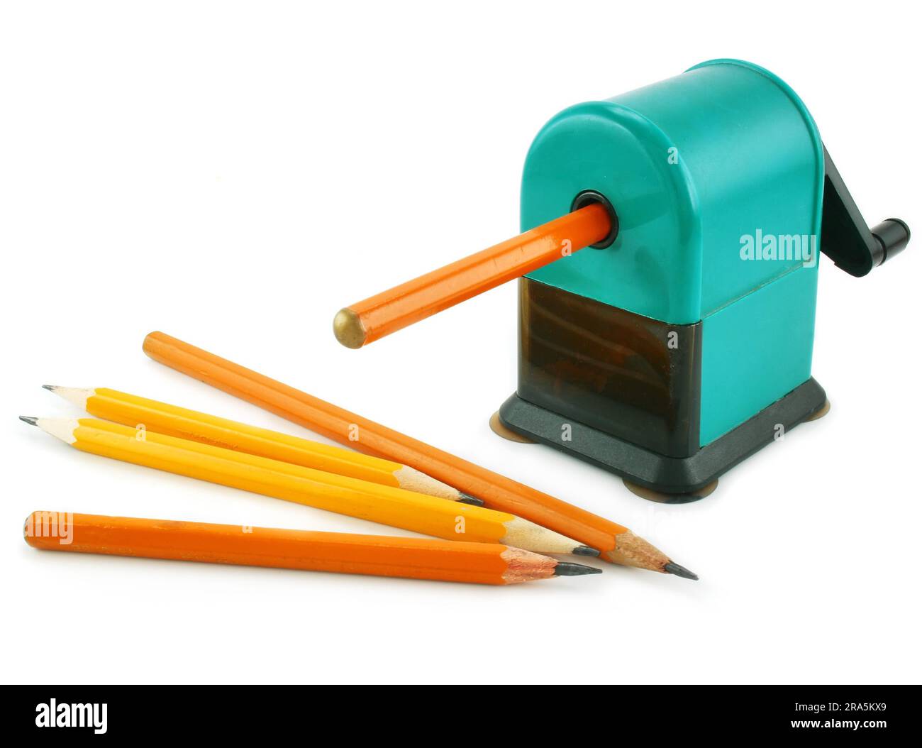 Meulage manuel usinage mécanique crayon taille-crayon et crayons isolés sur fond blanc Banque D'Images