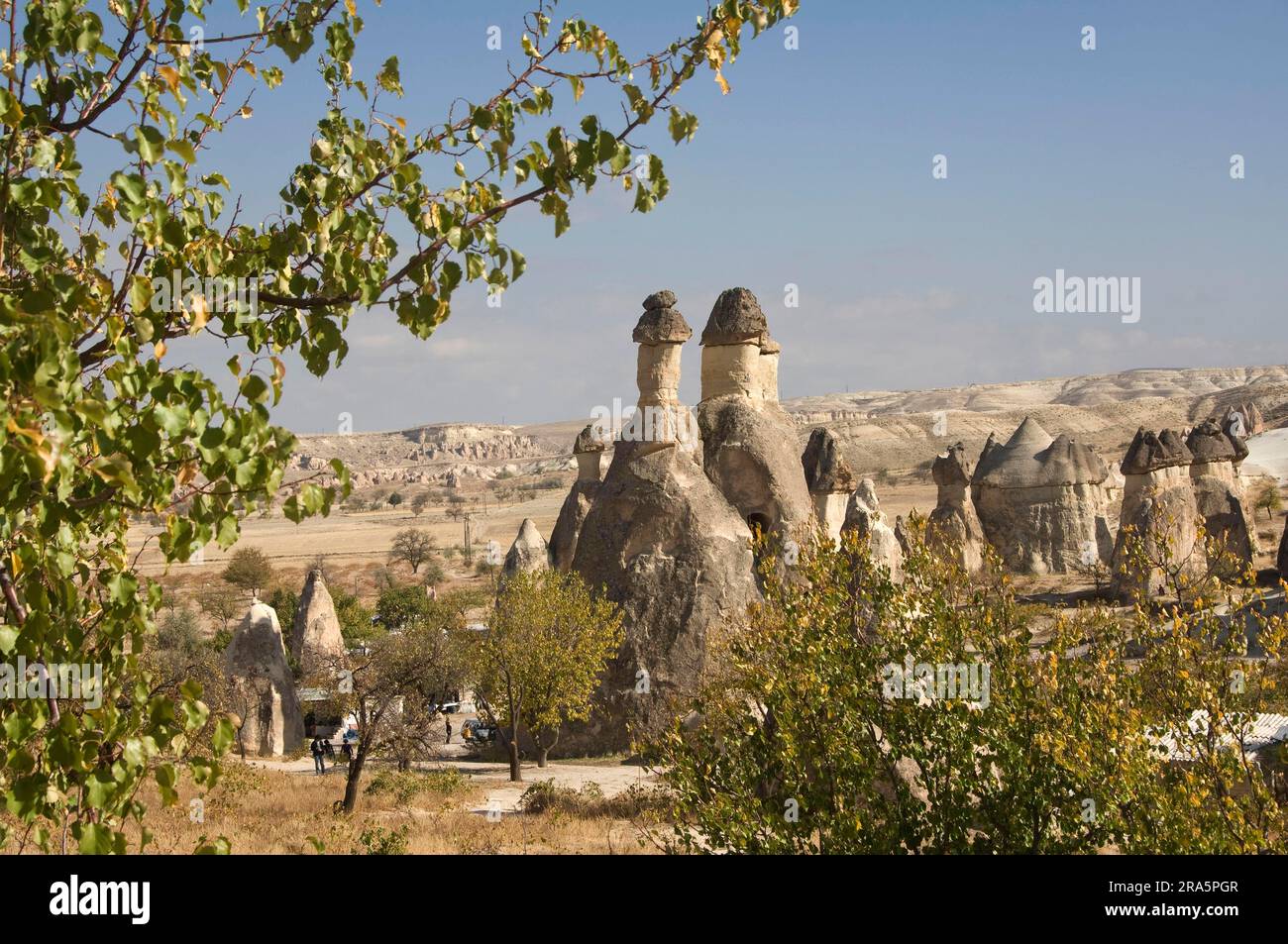 Tufa formation et Fairy Chimneys, Goereme, parc national de Goereme, Cappadoce, Turquie Banque D'Images