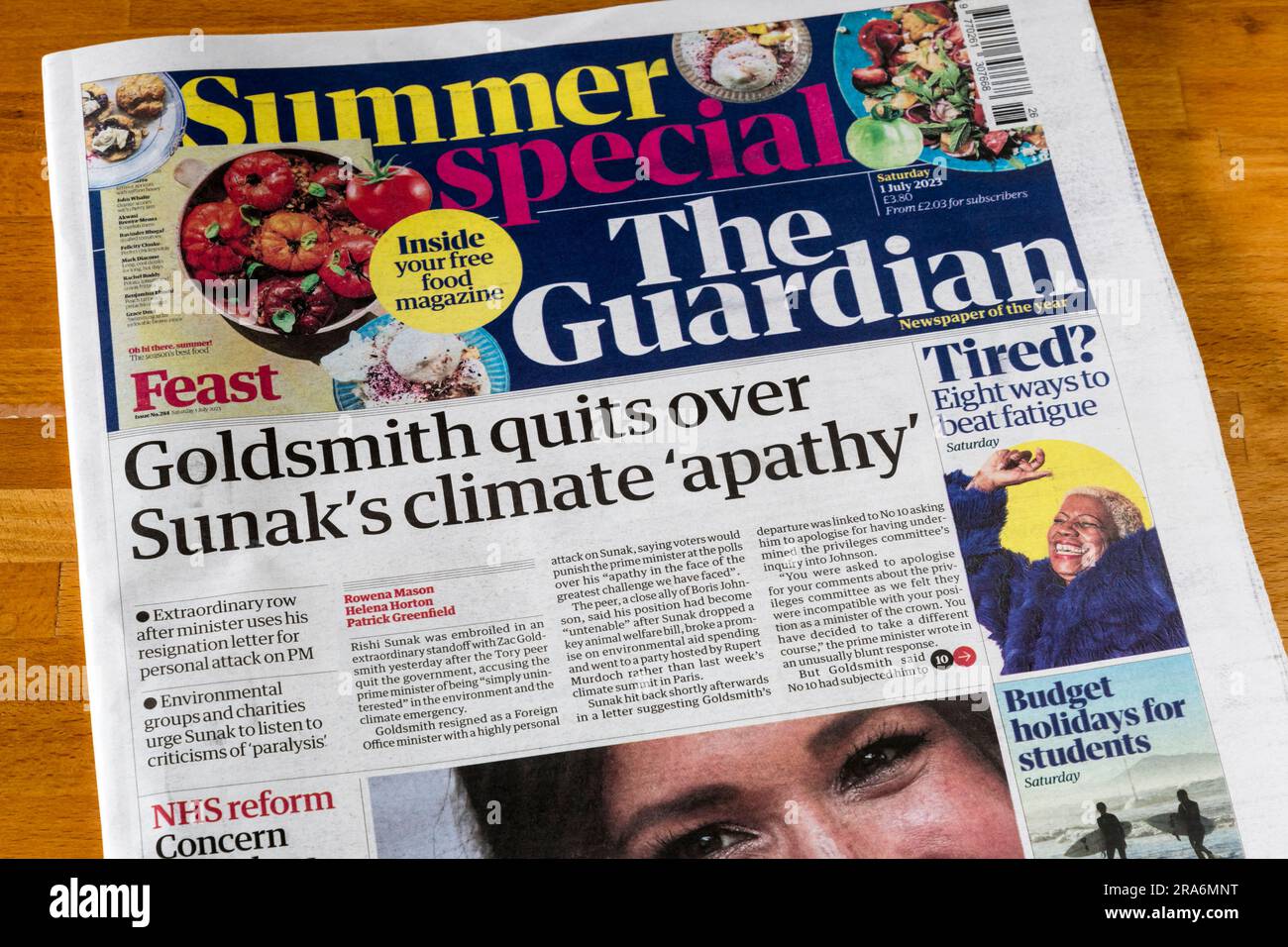 1 juillet 2023. La première page de Guardian lit Goldsmith quits sur le climat de Sunak 'apathie'. Suite à la démission de Zac Goldsmith du gouvernement. Banque D'Images