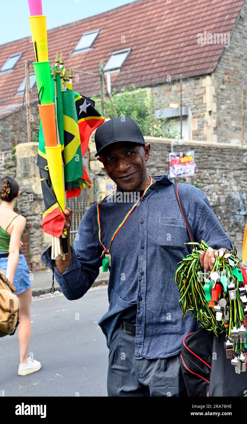 St Paul's Caribbean Carnival 2023, Bristol, Angleterre, Royaume-Uni, 1 juillet 2023. Région de St Pauls, Bristol. Vendre des souvenirs des Caraïbes Banque D'Images