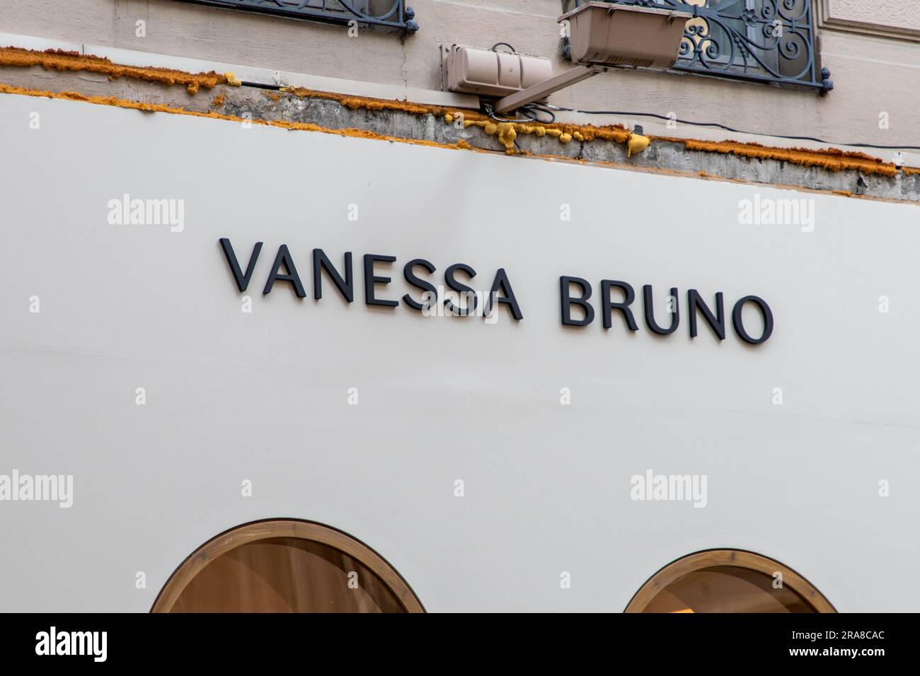 Boutique vanessa bruno bordeaux hotsell