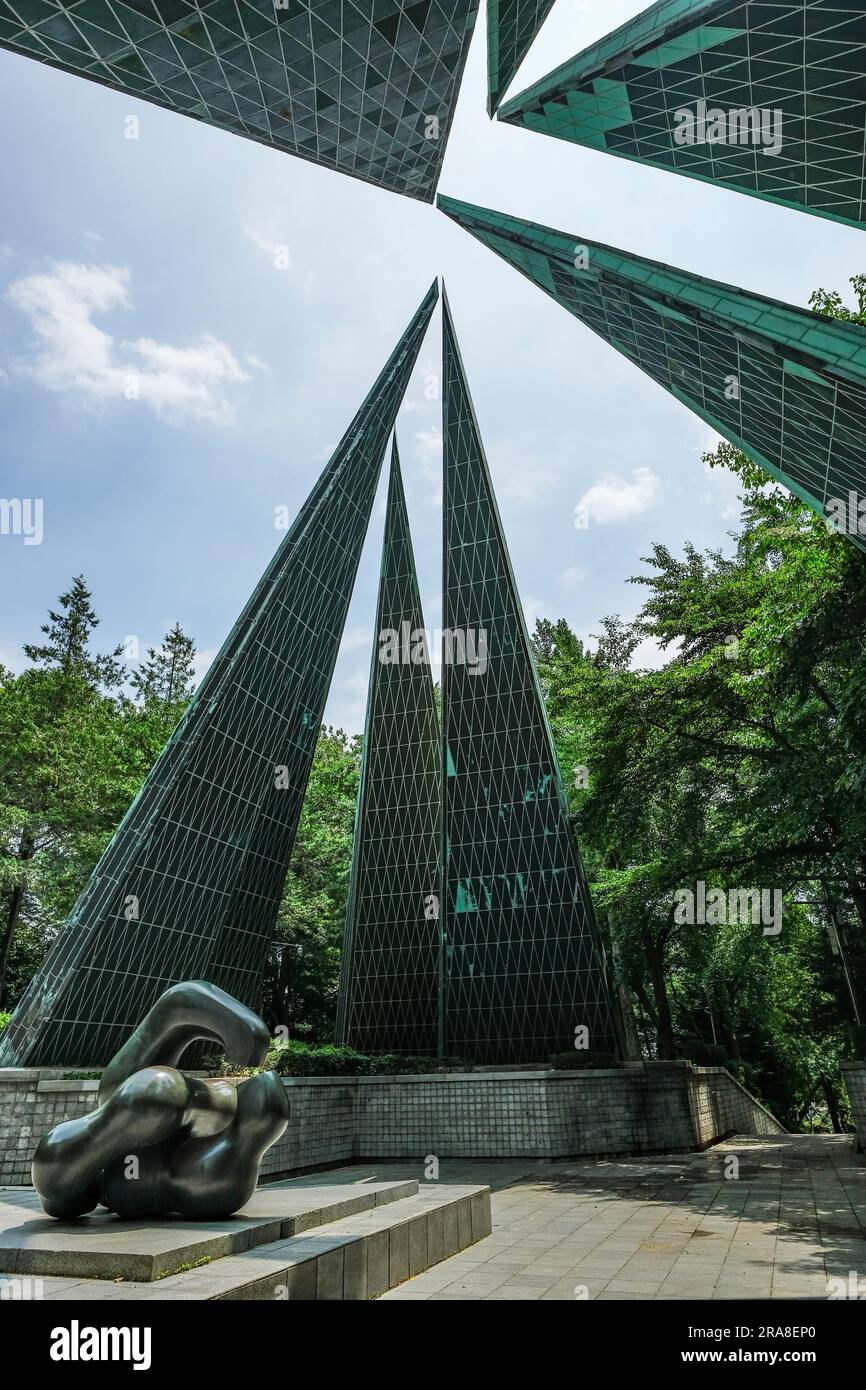 Incheon, Corée du Sud - 27 juin 2023 : 100th anniversaire de la Corée-États-Unis La Tour du Mémorial des relations diplomatiques, conçue par l'architecte Kang, Suk Wong et Th Banque D'Images