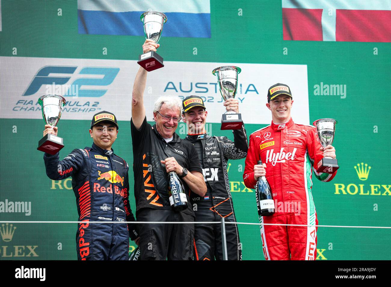 Podium: VERSCHOOR Richard (nld), Van Amersfoort Racing, Dallara F2, IWASA Ayumu (jpn), DAMS, Dallara F2, VESTI Frederik (dnk), Prema Racing, Dallara F2, lors de la manche 7th du Championnat de Formule 2 de la FIA 2023 de 30 juin à 2 juillet 2023 sur l'anneau de taureau rouge, à Spielberg, Autriche crédit: Agence de photo indépendante Srl/Alay Live News Banque D'Images
