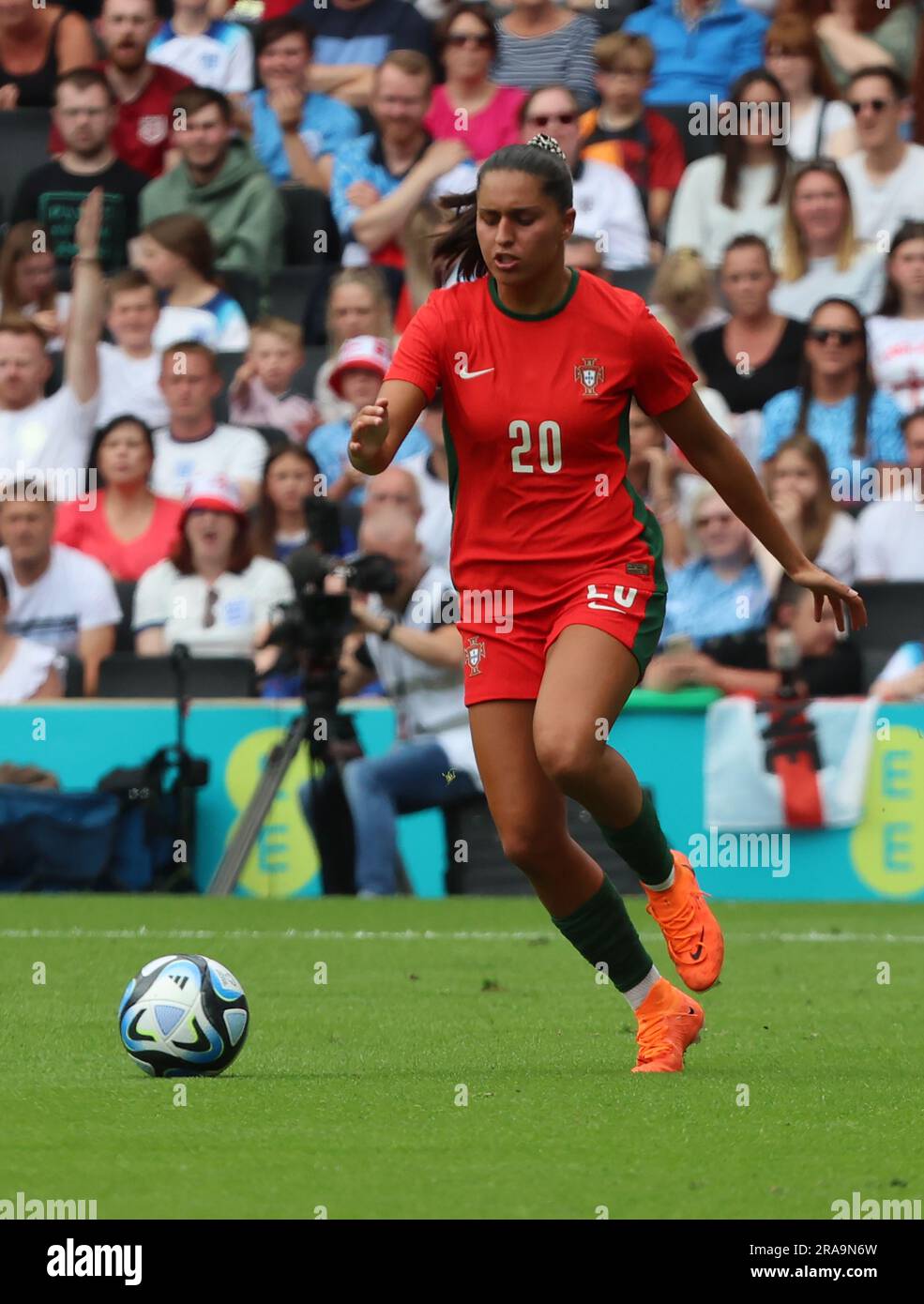 Francisca Nazareth du Portugal les femmes au cours de l'International Friendlies de femmes match entre les femmes d'Angleterre contre le Portugal les femmes au stade MK, Milton Banque D'Images