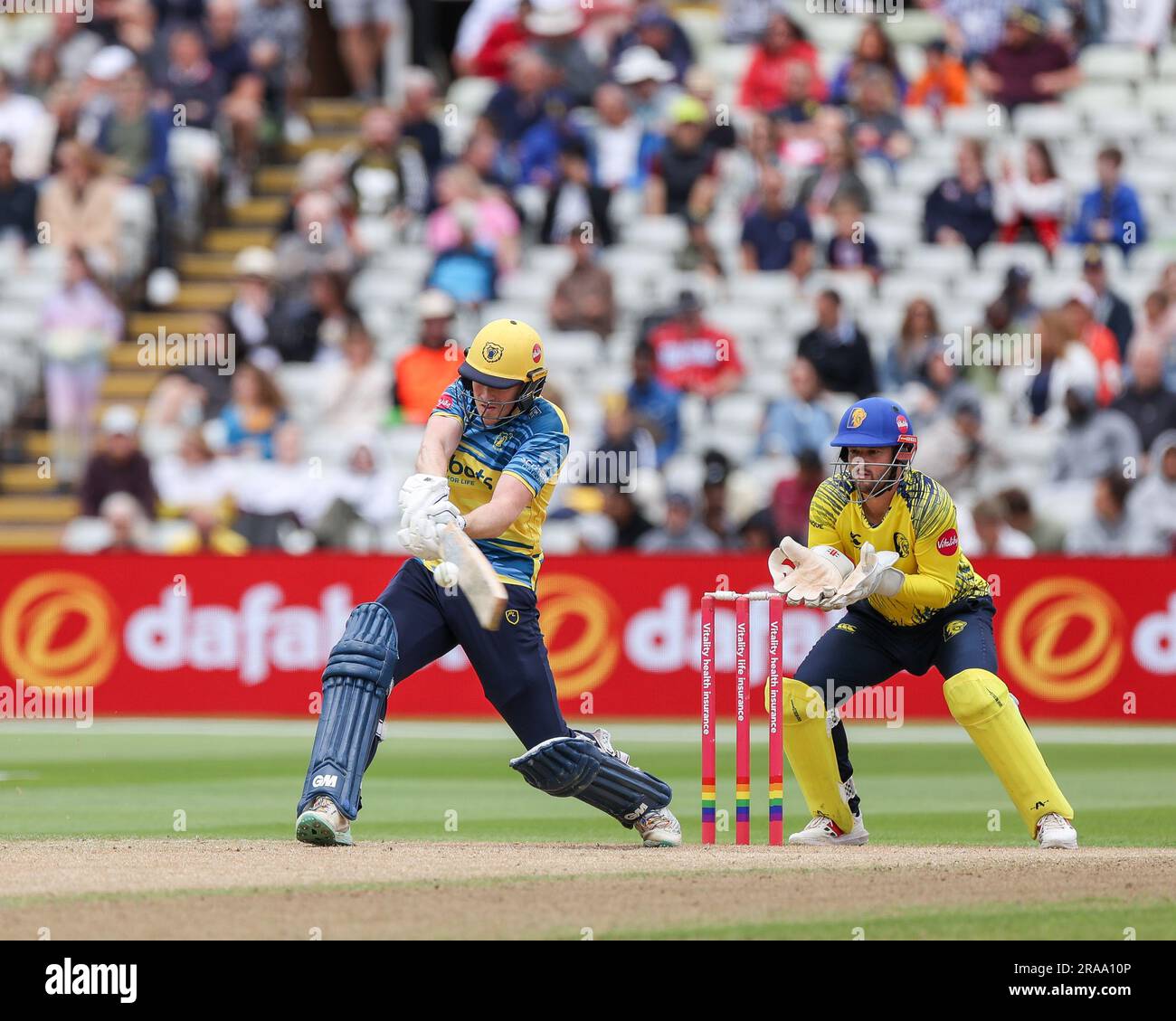 Birmingham, Royaume-Uni. 02nd juillet 2023. Rob Yates de Bears en action lors du match Blast Vitality T20 entre Birmingham Bears et Durham au terrain de cricket d'Edgbaston, Birmingham, Angleterre, le 2 juillet 2023. Photo de Stuart Leggett. Utilisation éditoriale uniquement, licence requise pour une utilisation commerciale. Aucune utilisation dans les Paris, les jeux ou les publications d'un seul club/ligue/joueur. Crédit : UK Sports pics Ltd/Alay Live News Banque D'Images