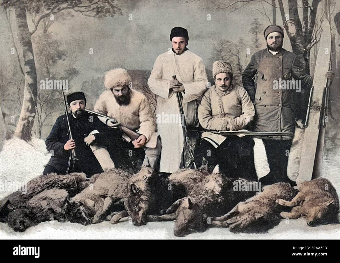 Les fils DE TOLSTOÏ après une expédition de chasse réussie, avec les corps de huit loups abattus sans raison évidente. Date: Vers 1900 Banque D'Images