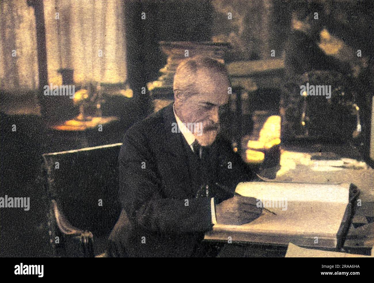 LOUIS LEPINE - chef de police français responsable de nombreuses innovations : le gang de Bonnet et le vol de la Joconde Mona étaient parmi les problèmes qu'il a dû affronter : en 1911. Date: VERS 1900 Banque D'Images