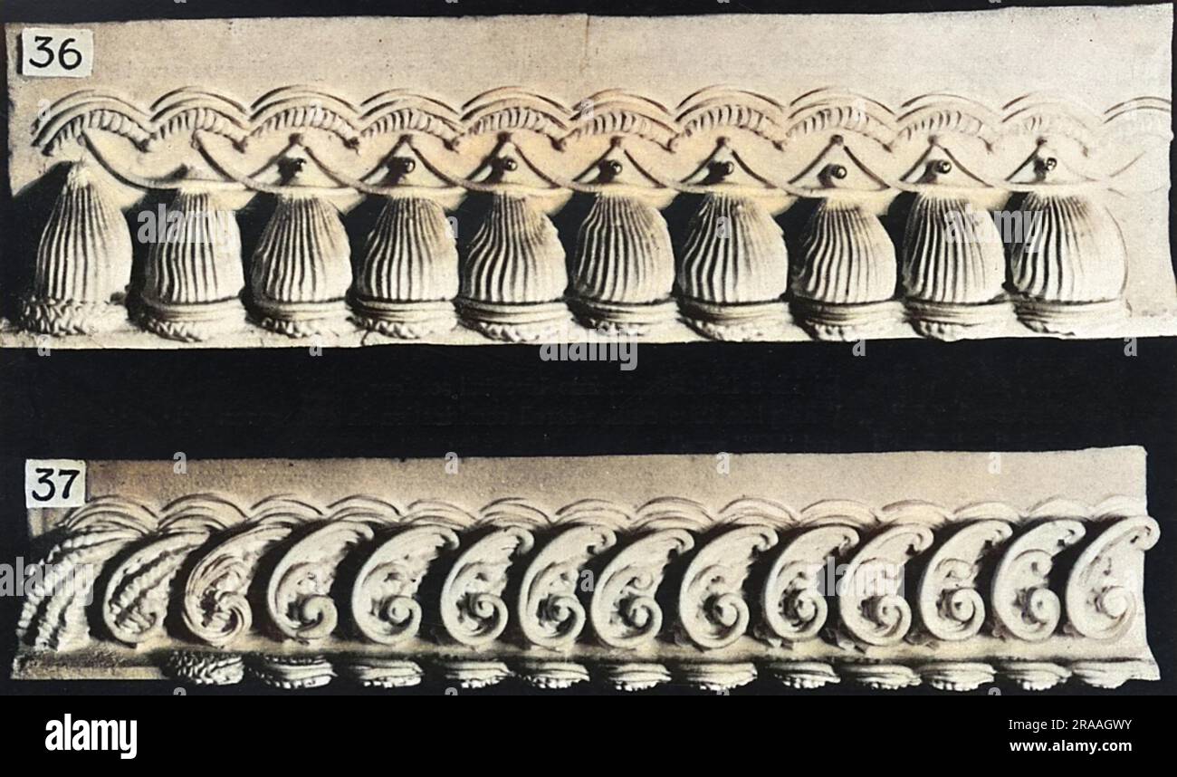 Motifs bordure à gâteau et volute latérale, (36) bordure de base en coquille, (37) bordure de base avec volute en C. Date: 1936 Banque D'Images