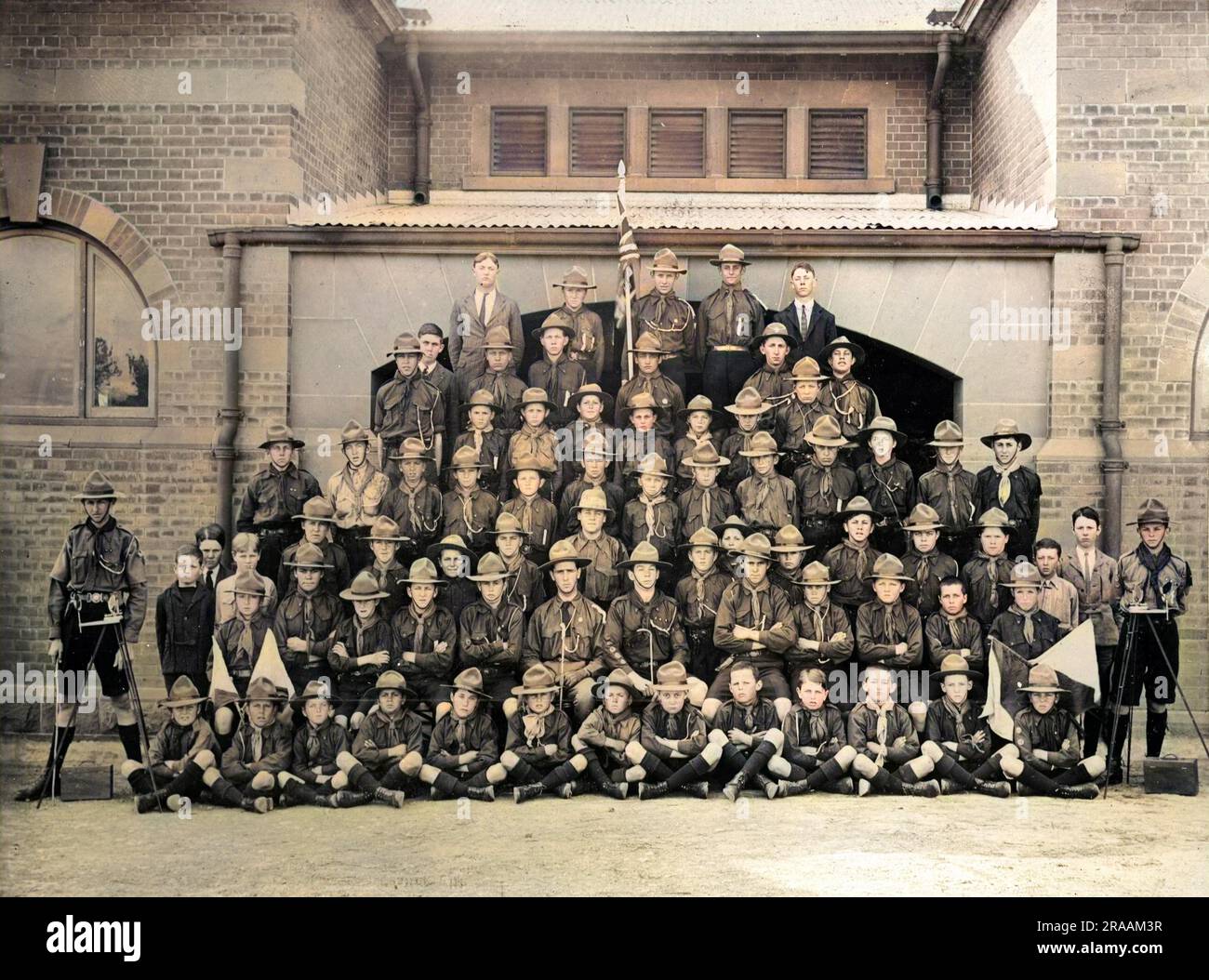 Photo de groupe de la troupe scoute de Harrismith, colonie de la rivière Orange, Afrique du Sud. Banque D'Images