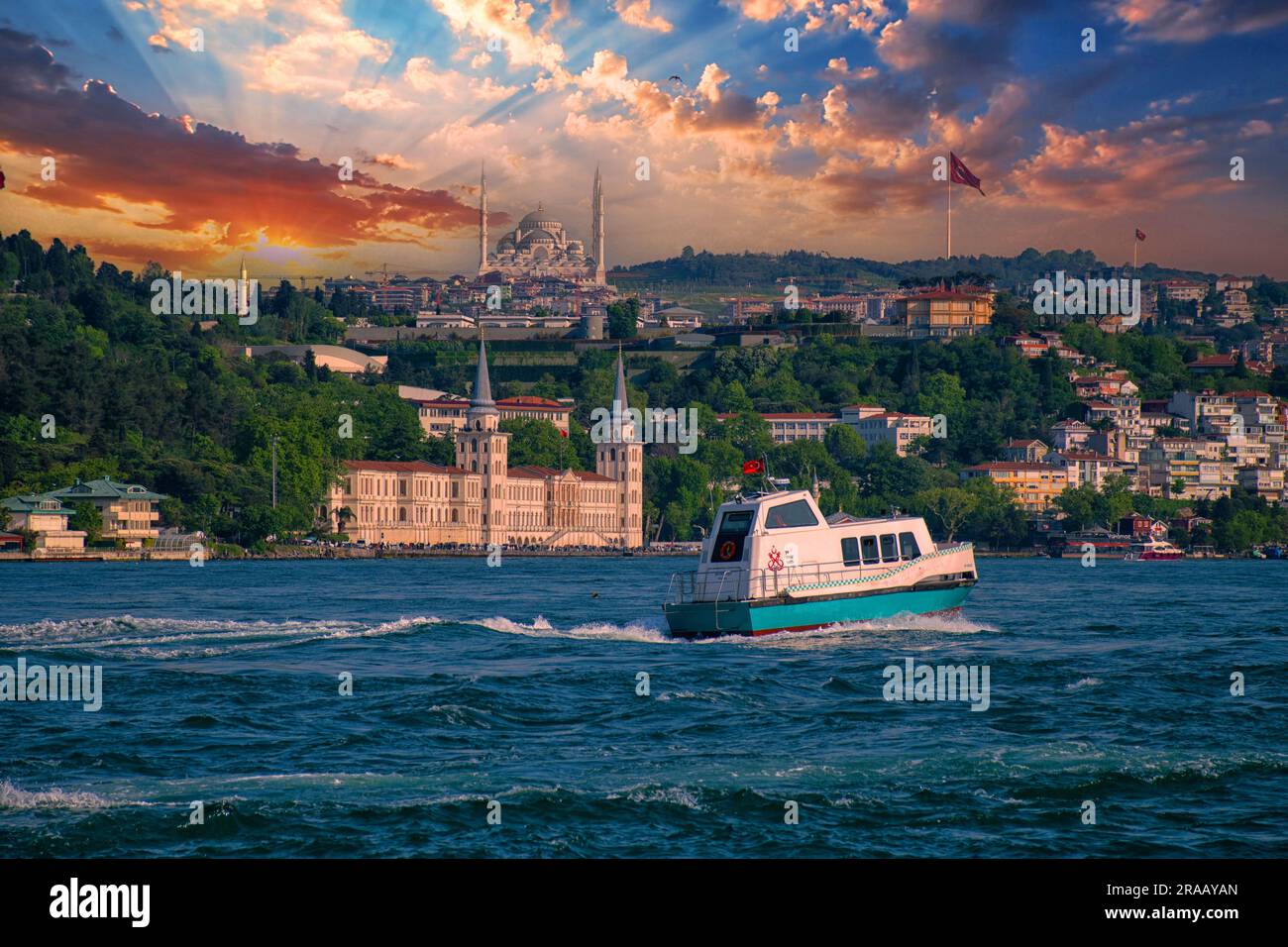 Conçu par la municipalité d'Istanbul, le nouveau véhicule de transport maritime d'Istanbul, le taxi maritime. Banque D'Images
