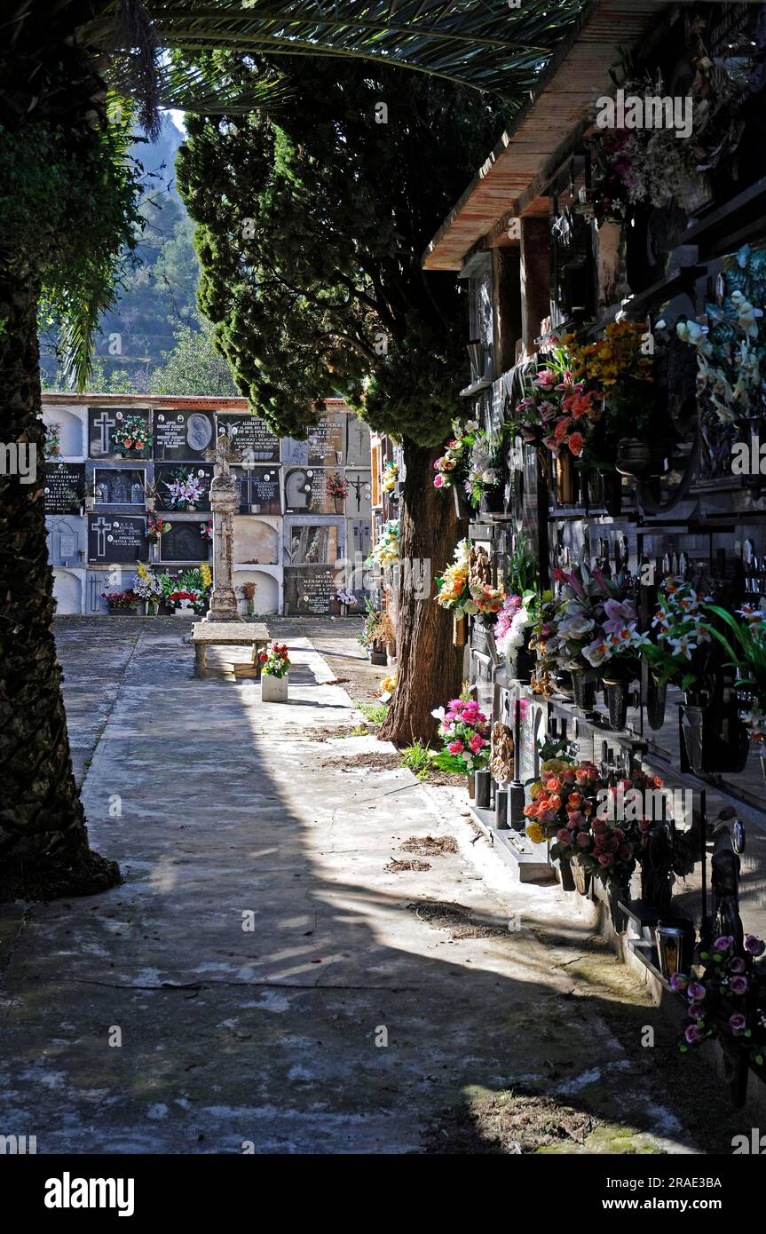 Cimetière, Benirrama, Denia, Costa Blanca, Espagne, tombe, tombes, pierre tombale, dalle de pierre tombale, site tombal Banque D'Images