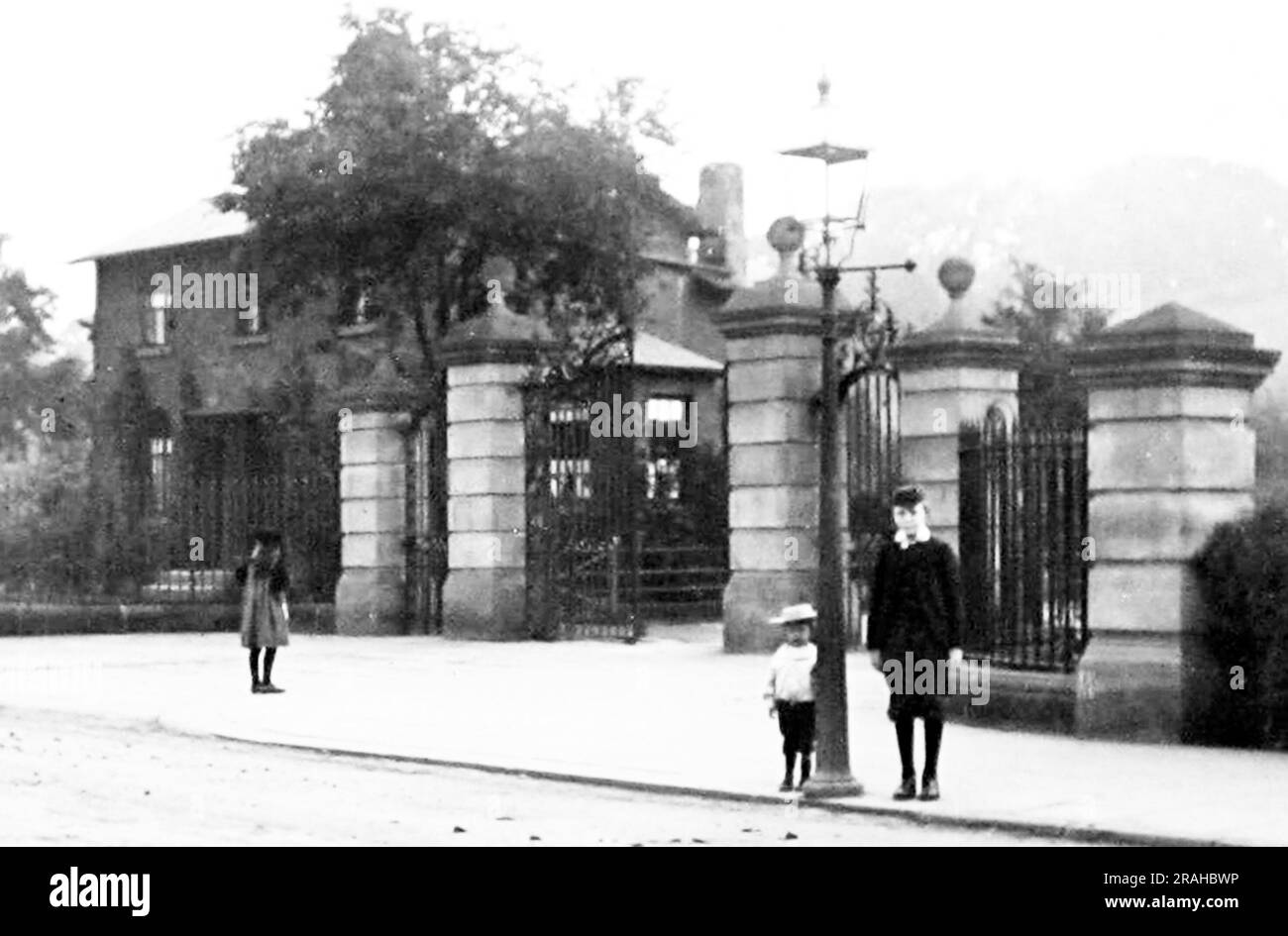 Portes du parc Wakefield, début 1900s Banque D'Images