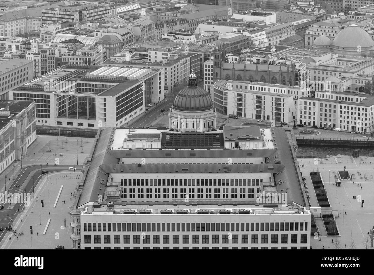 Vue aérienne panoramique du Palais de Berlin dans le centre de Berlin Allemagne Banque D'Images