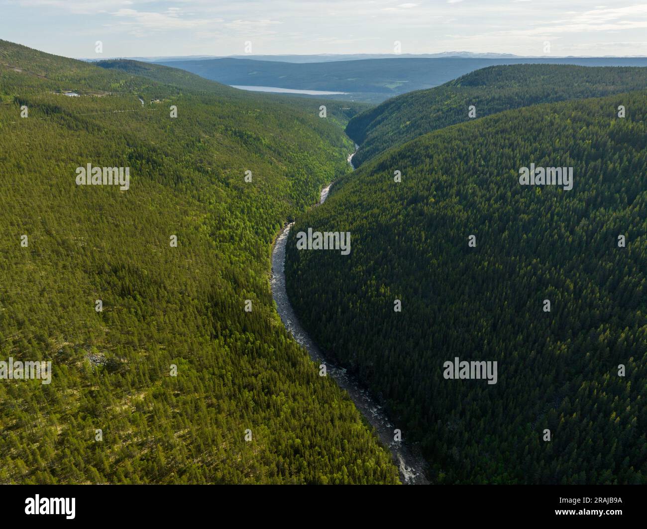 Vue aérienne de gorge et rivière en Norvège Banque D'Images